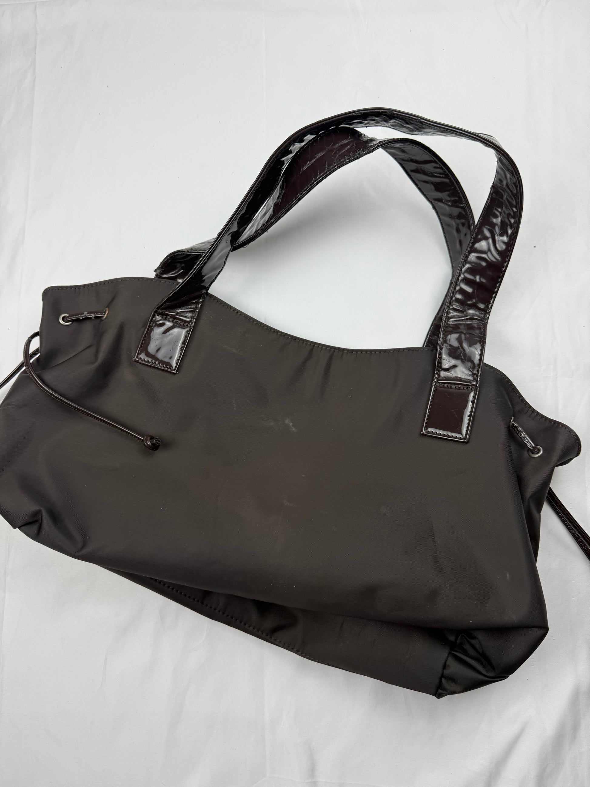 Brown logo uni shoulder bag (45x21 cm)