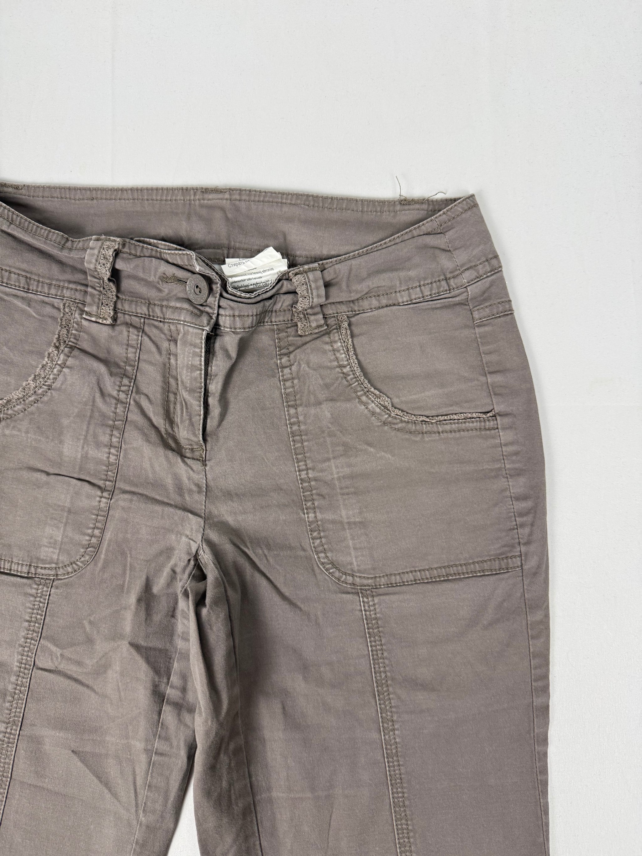 Khaki low rise utility capri pants (S)