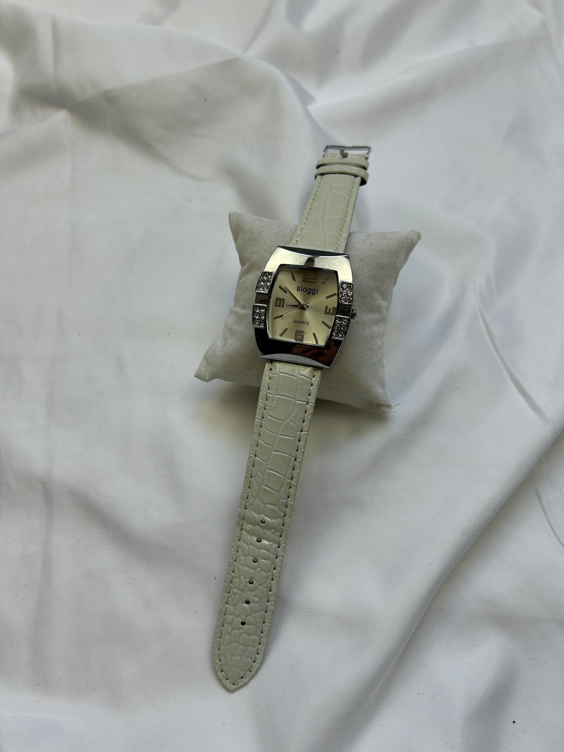 Vintage white leather inox bracelet jewelry watch
