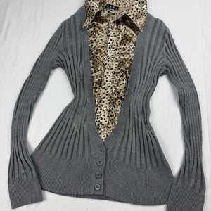2 in 1 tight fit panther shirt & grey cardigan (S)