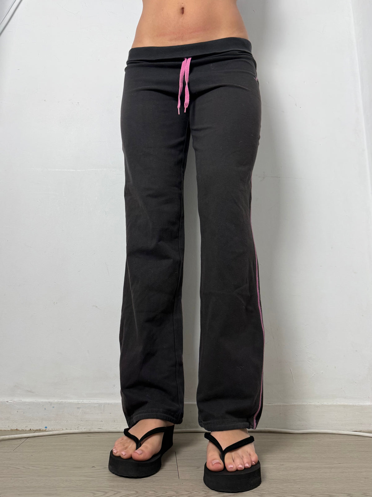Black activewear flare pants (S)