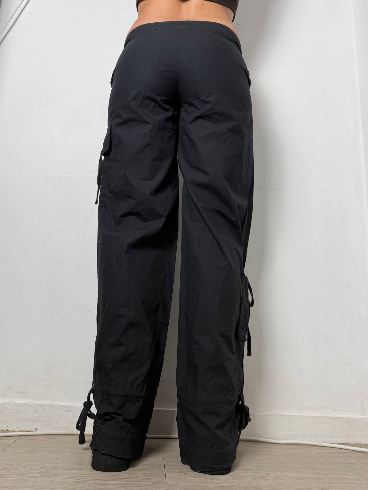 Black low rise baggy pants (S)