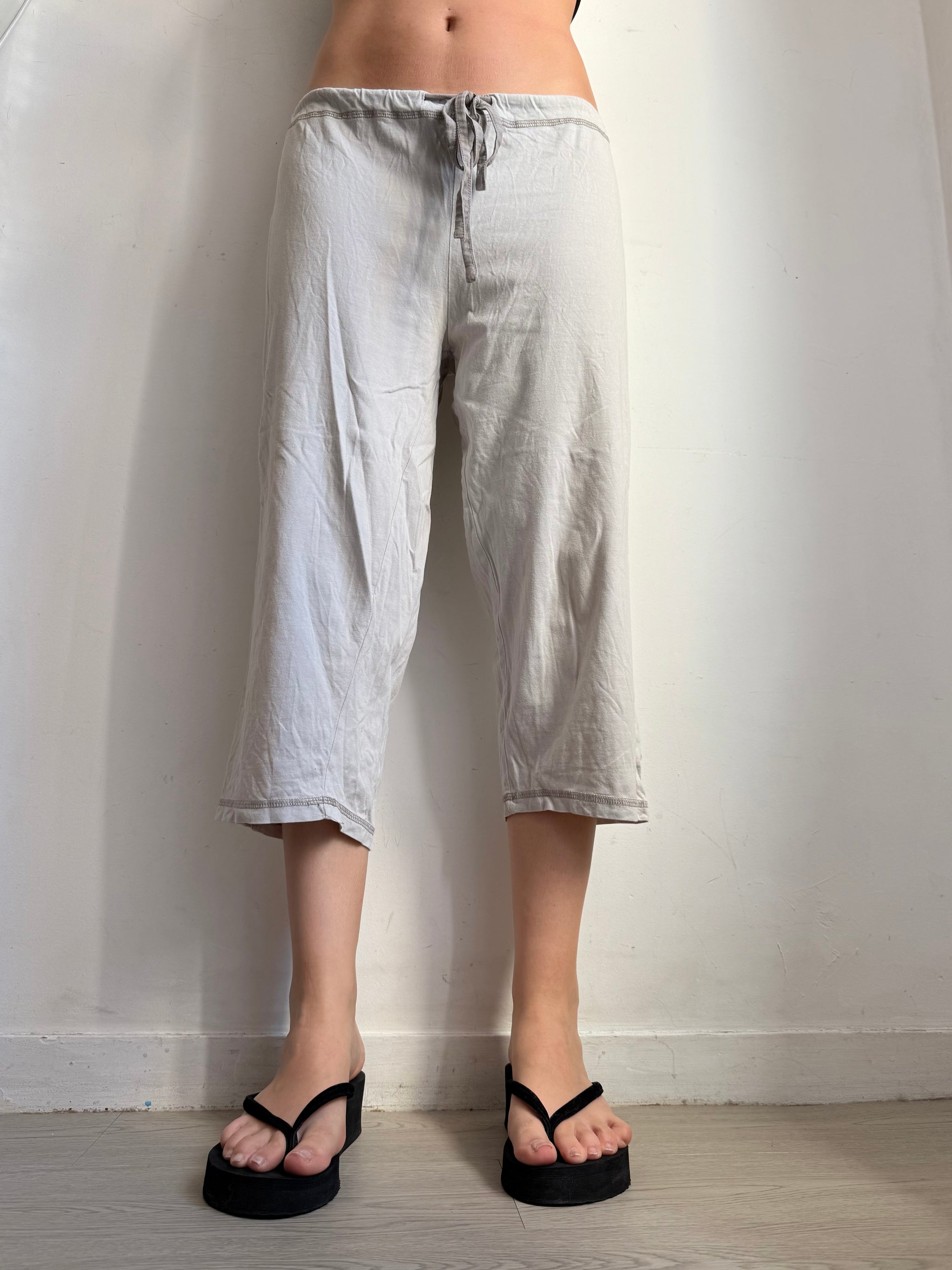 Grey cotton capri pants (XL)