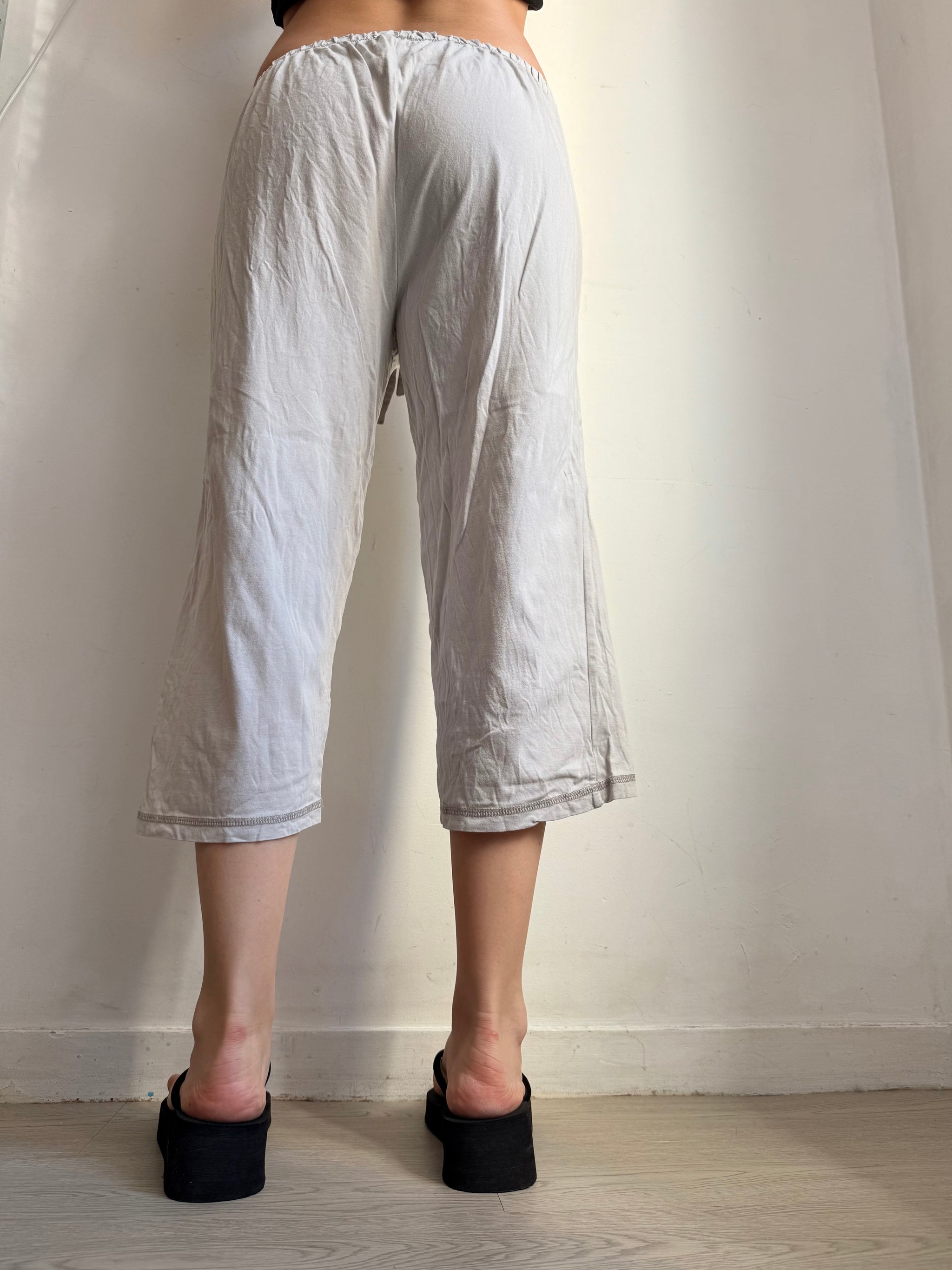 Grey cotton capri pants (XL)