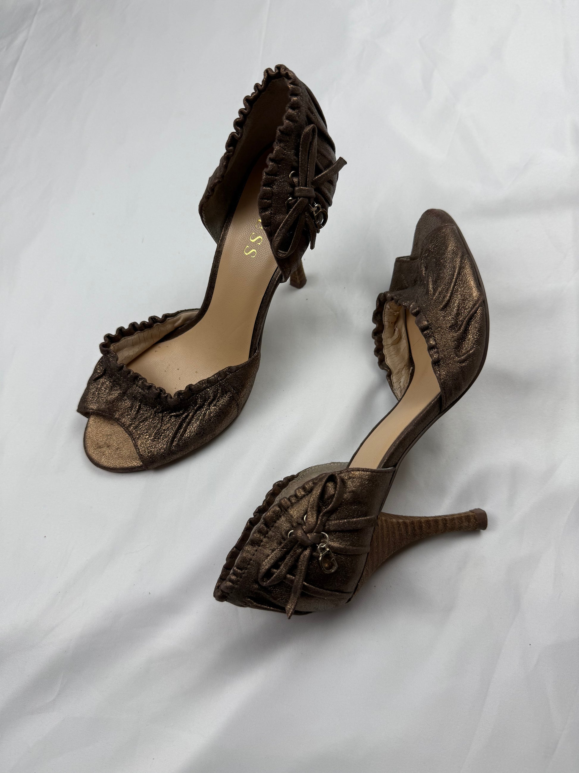 Gold real leather open toes heels (37)