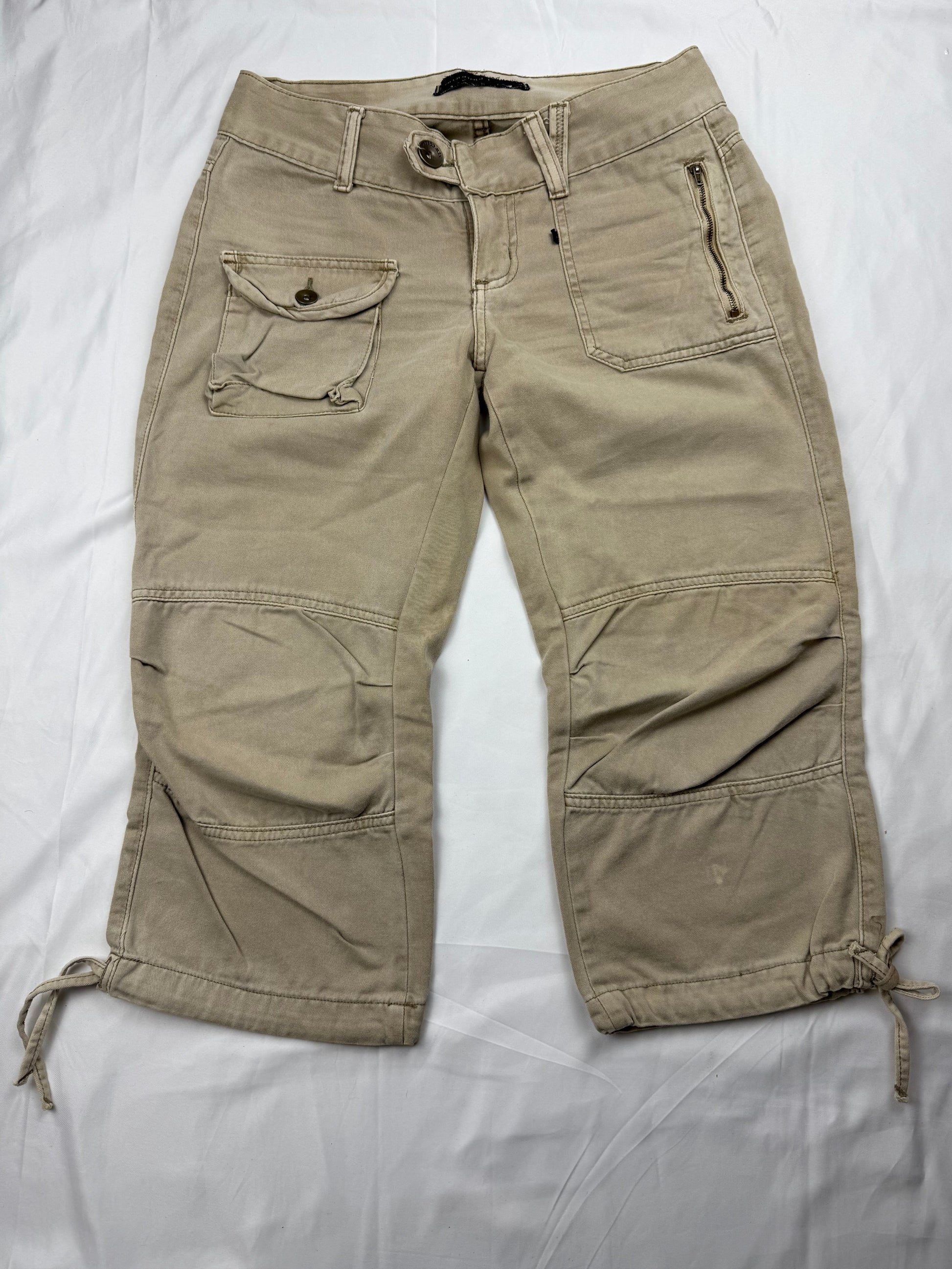 Beige cotton low rise utility capri pants (S)