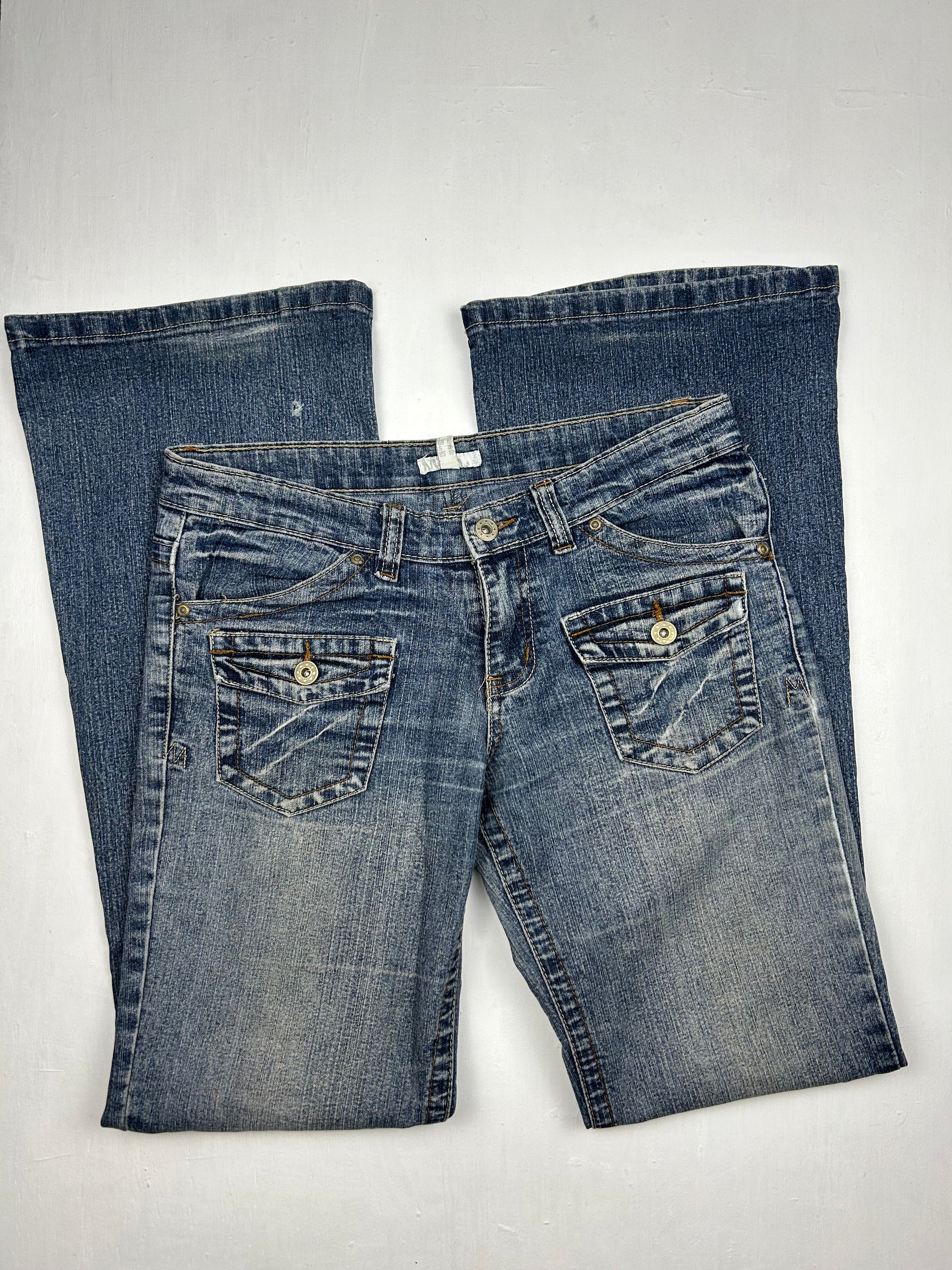 Blue denim low rise bootcut pants (M)