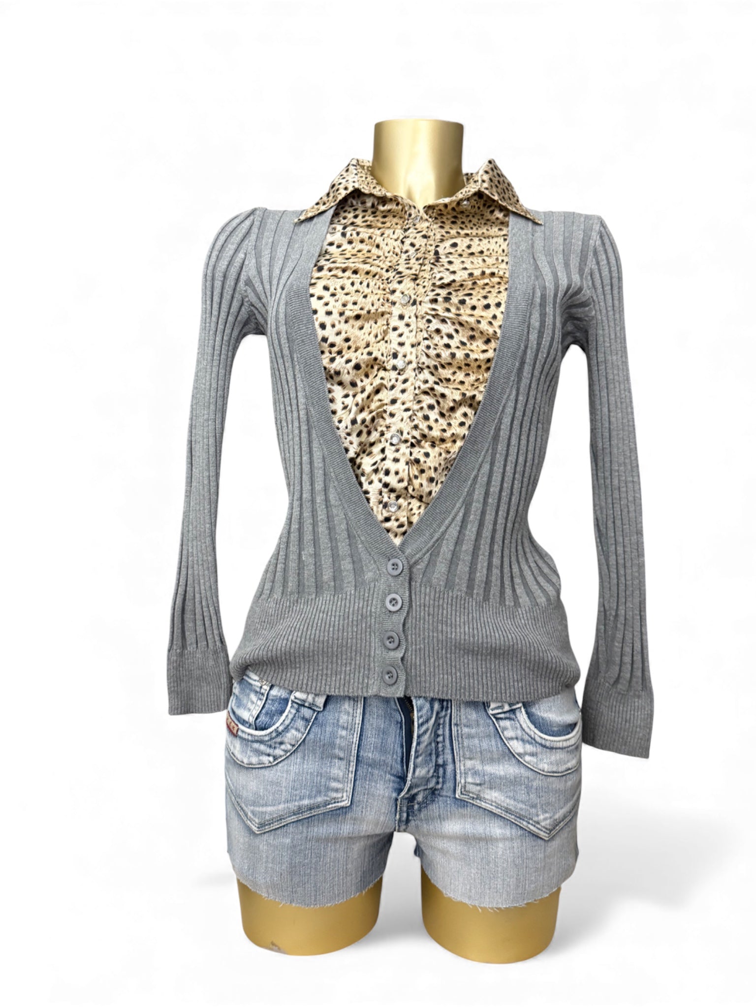 2 in 1 tight fit panther shirt & grey cardigan (S)