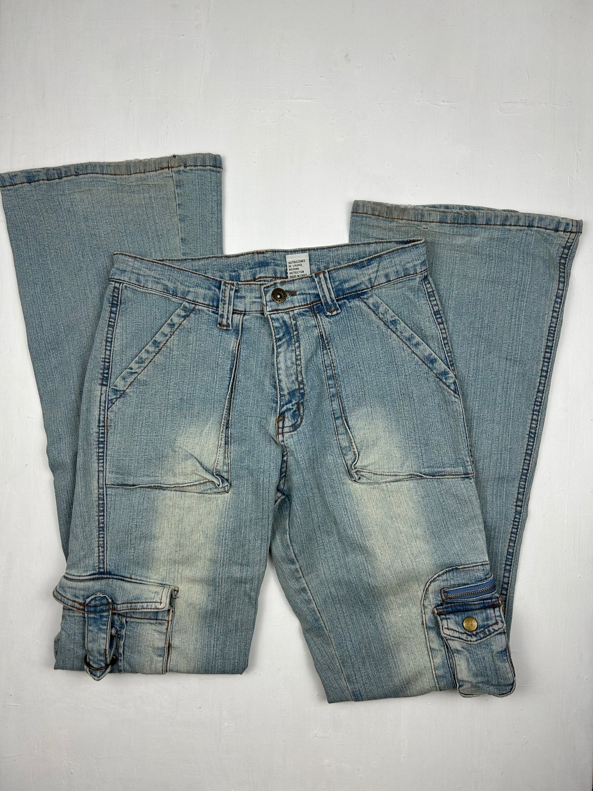 Blue denim cargo low rise bootcut pants (S/M)