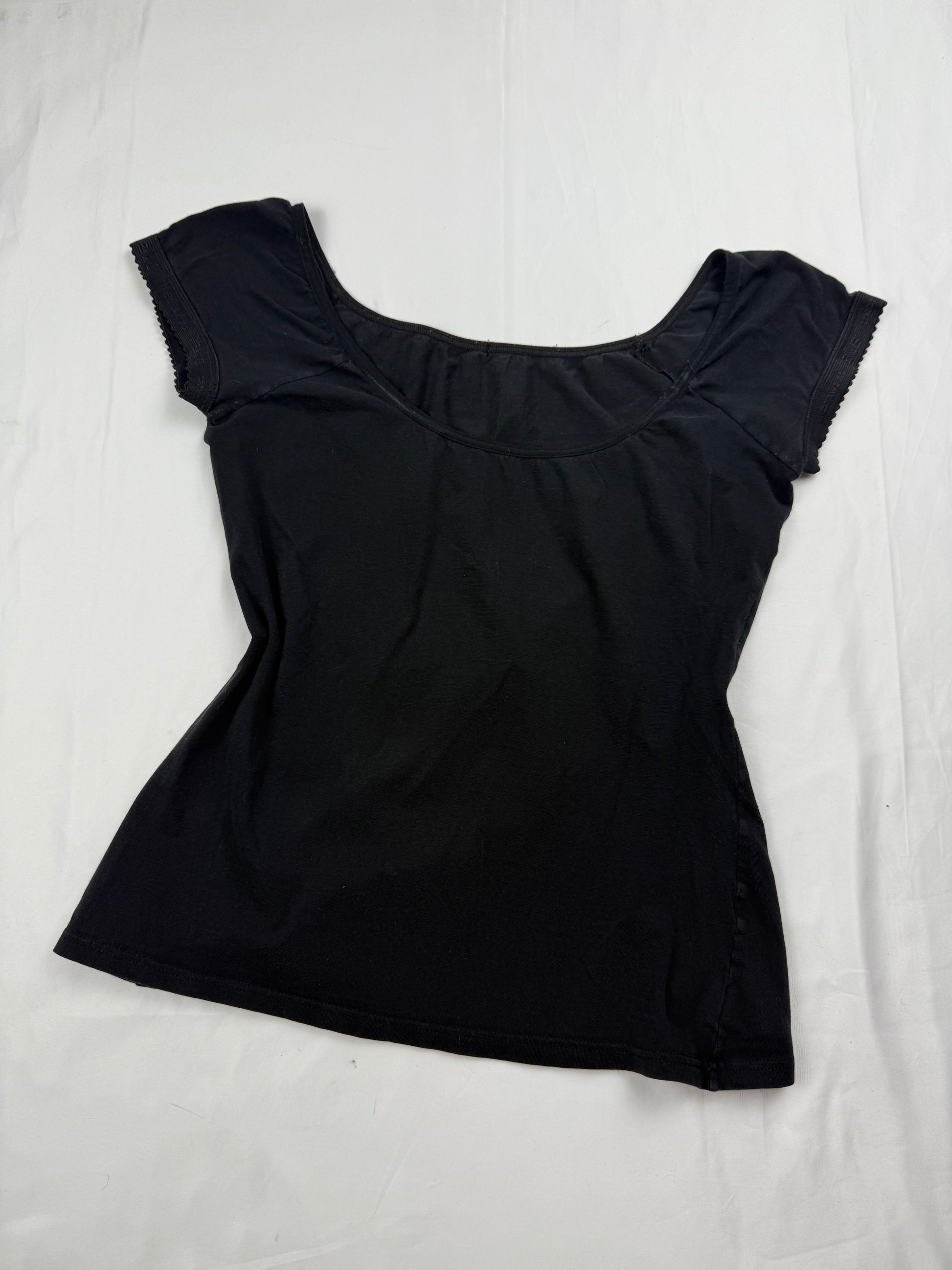 Black cotton super stretch tight fit tee (M/L)