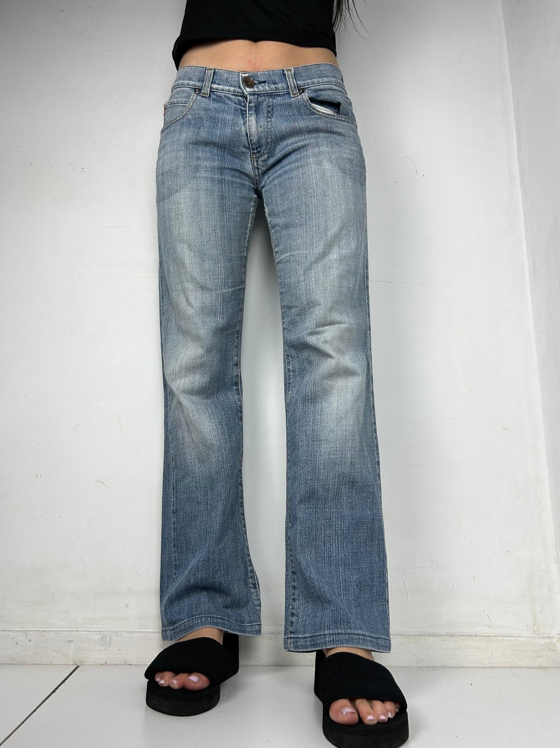 Blue denim low rise bootcut pants (S/M)