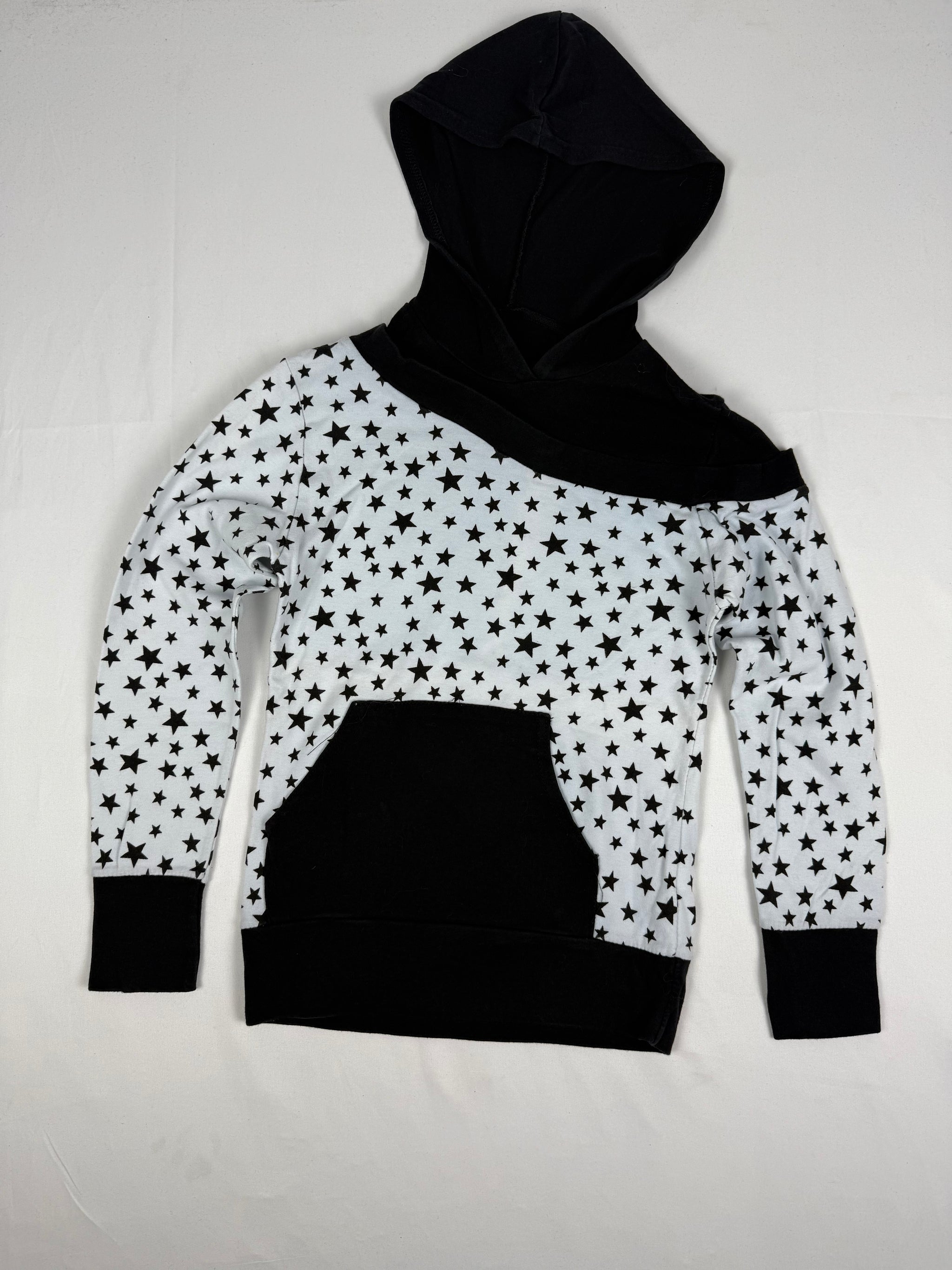Black & white stars print hoodie (XS)