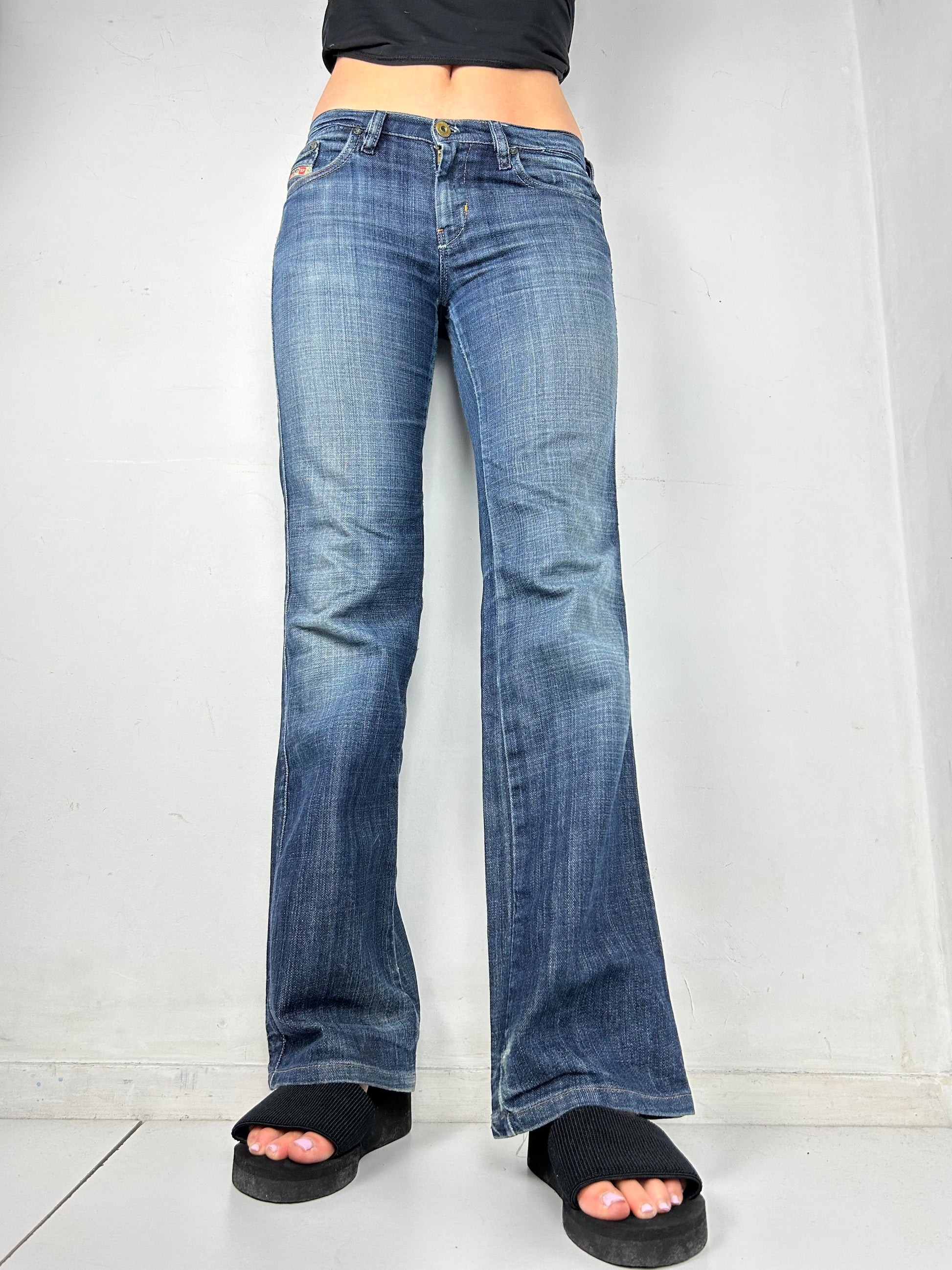 Blue navy denim low rise bootcut pants (S)