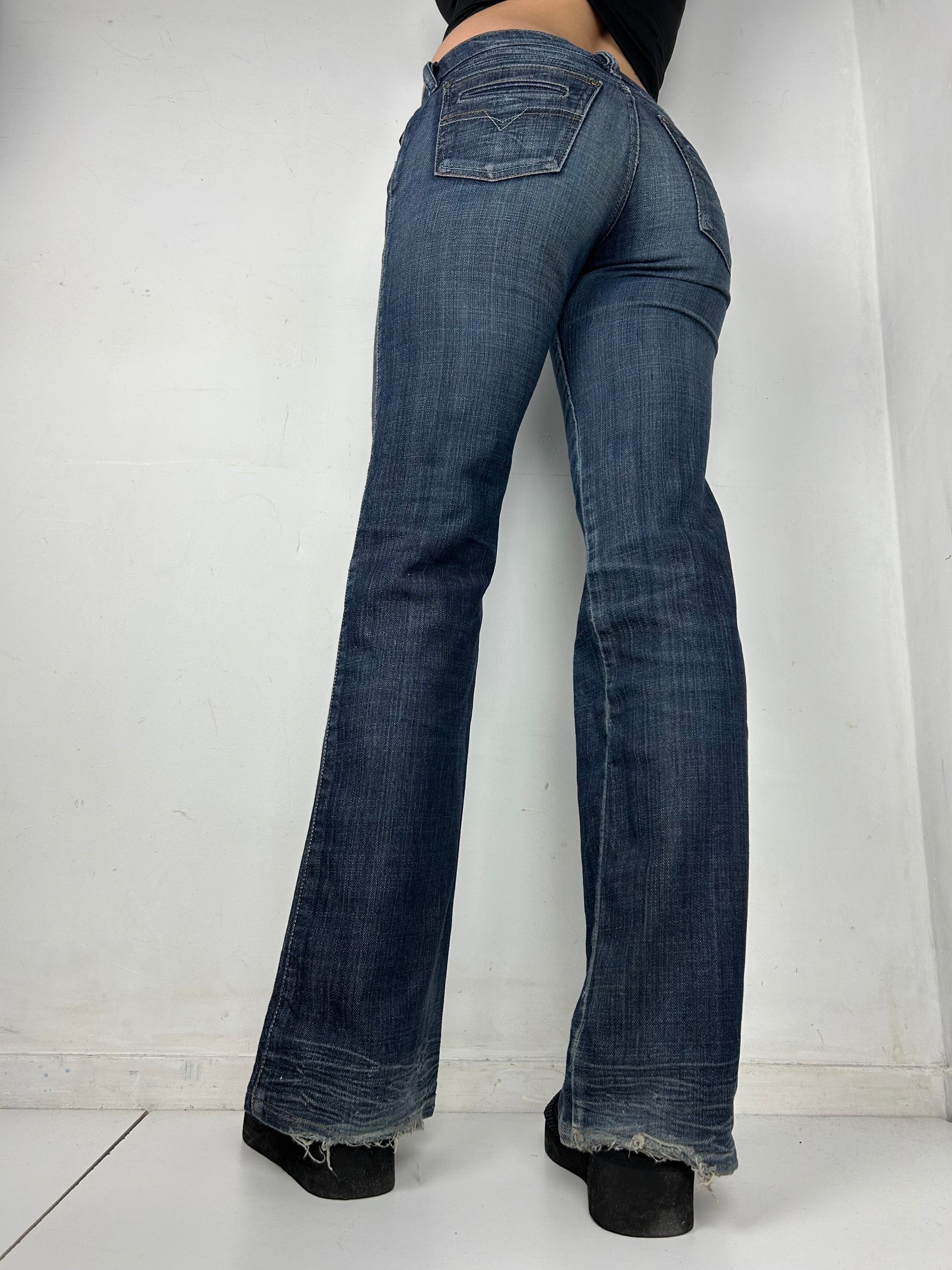 Blue navy denim low rise bootcut pants (S)