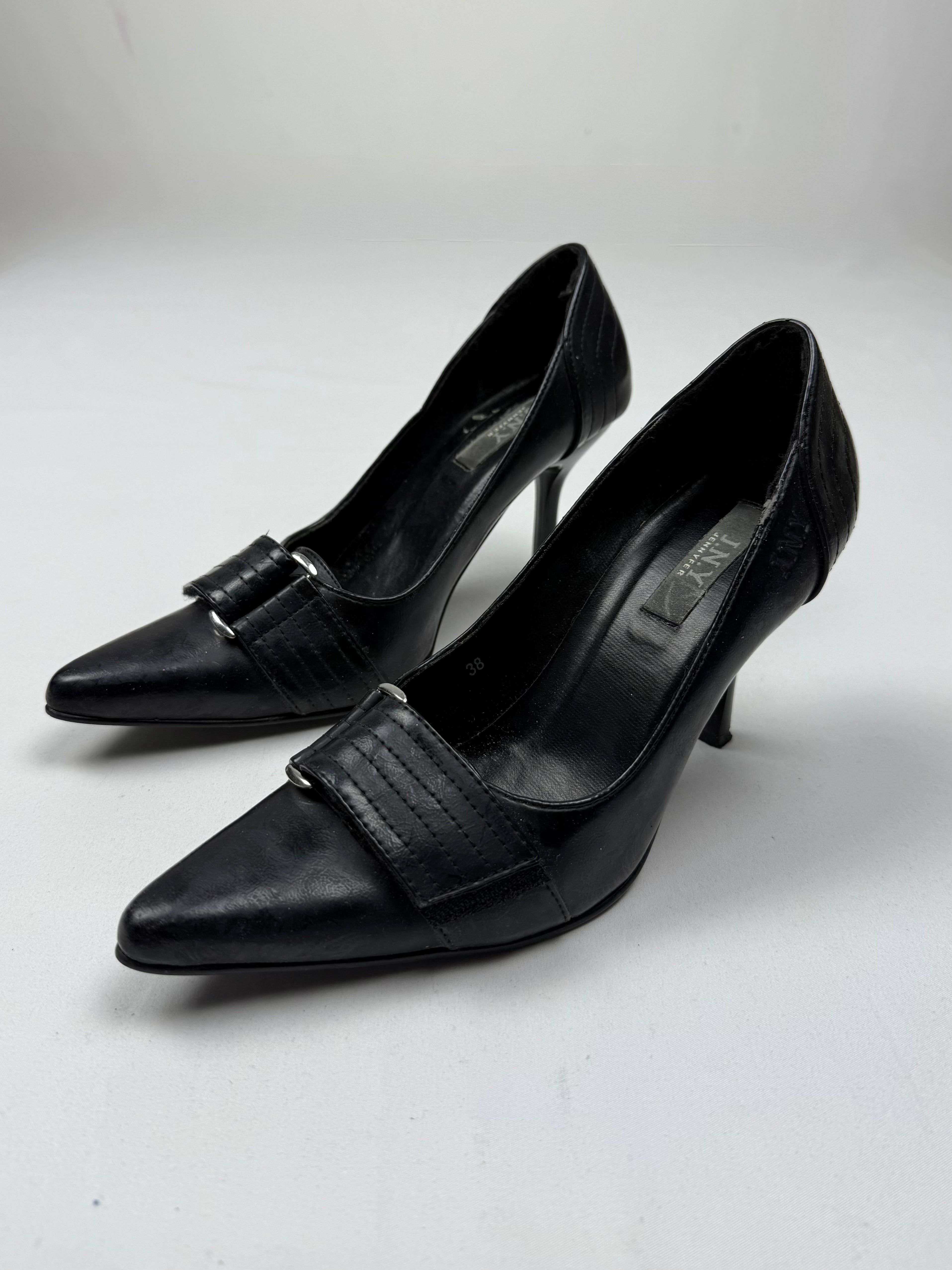 Black buckle belt pointed toes heels (38)