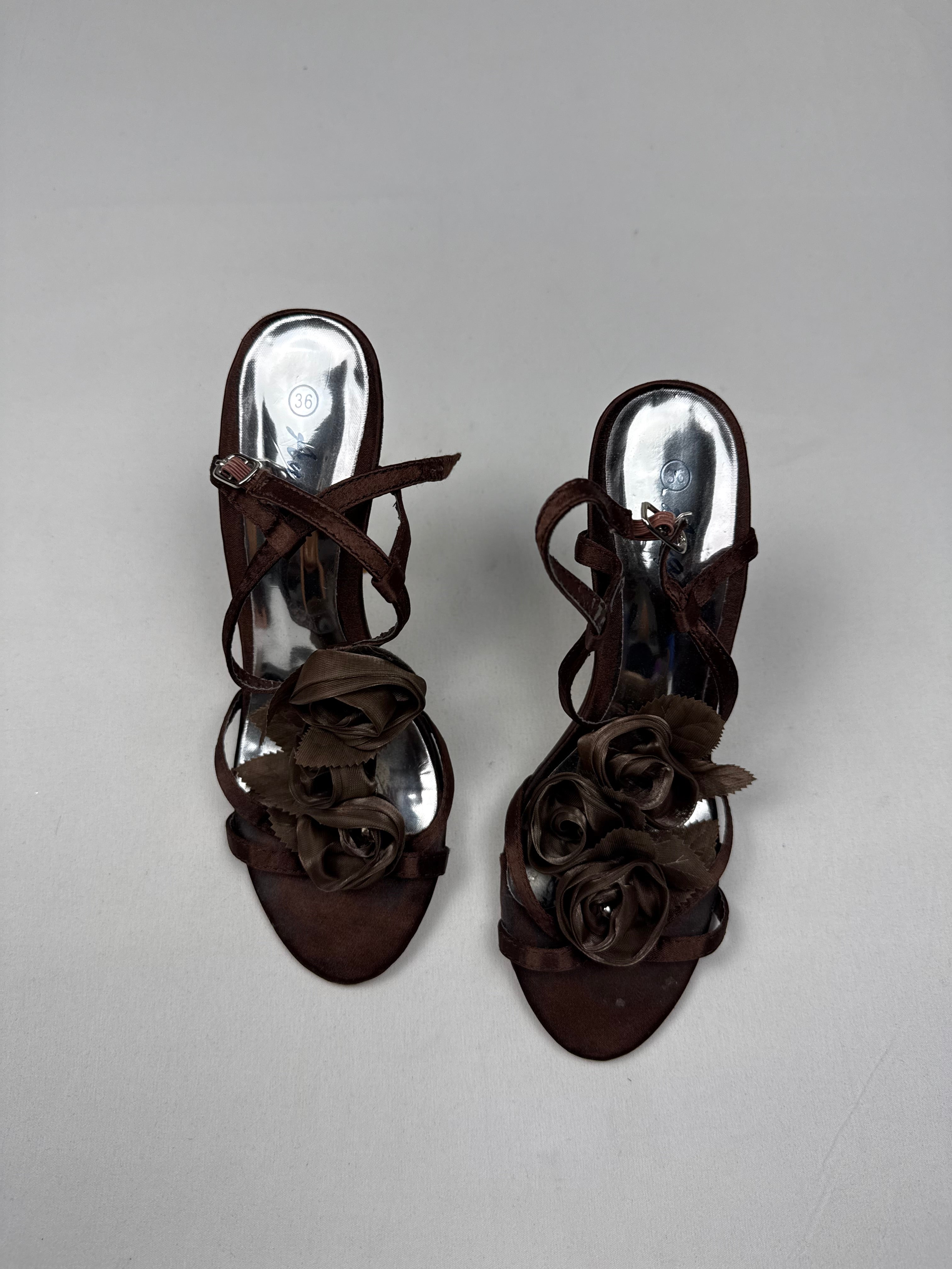 Brown flower appliquée heels (36)