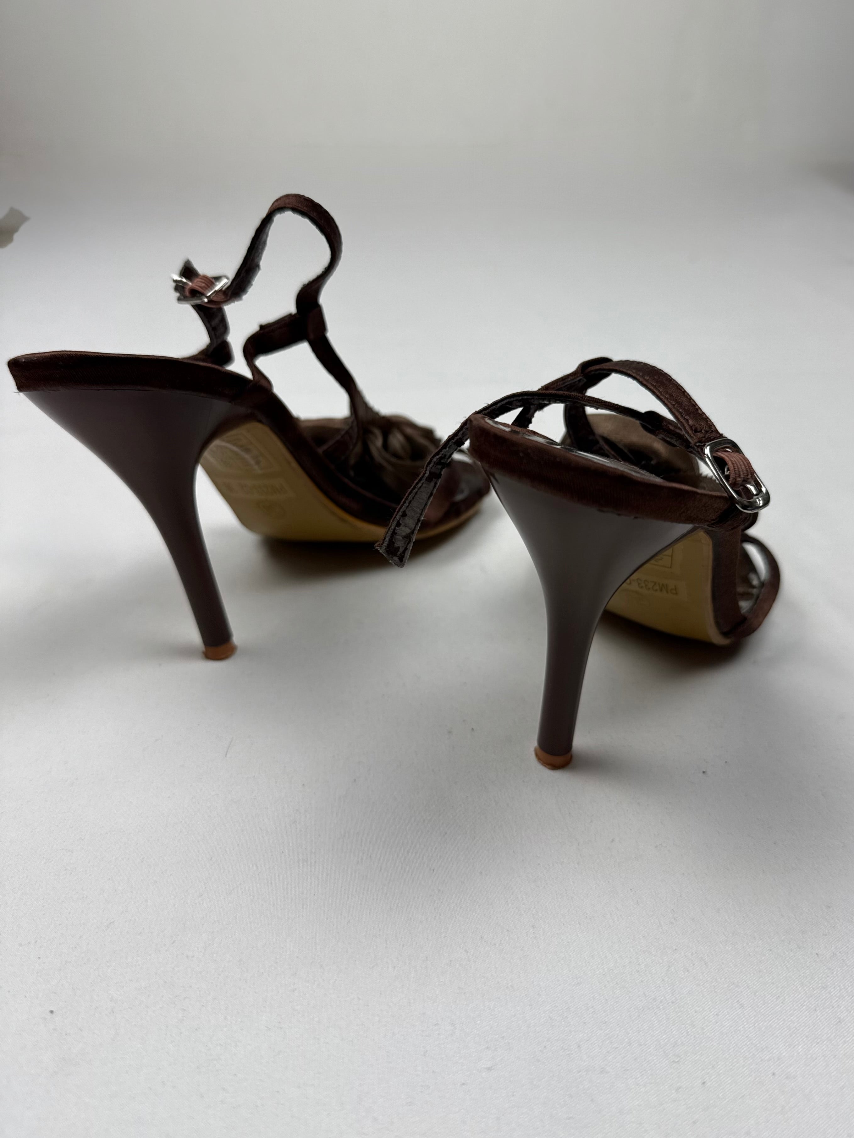 Brown flower appliquée heels (36)