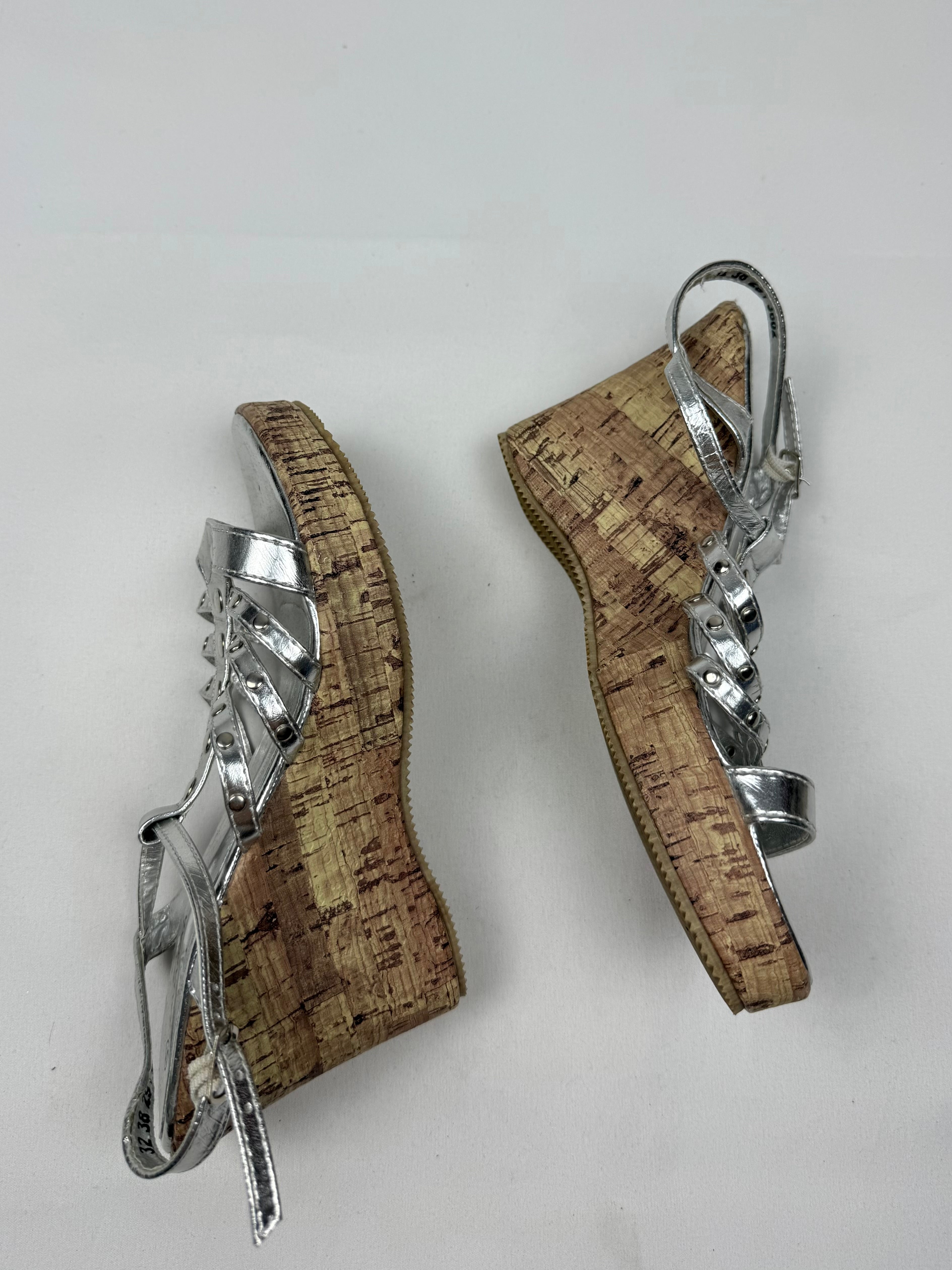 Silver wedge heels (37)