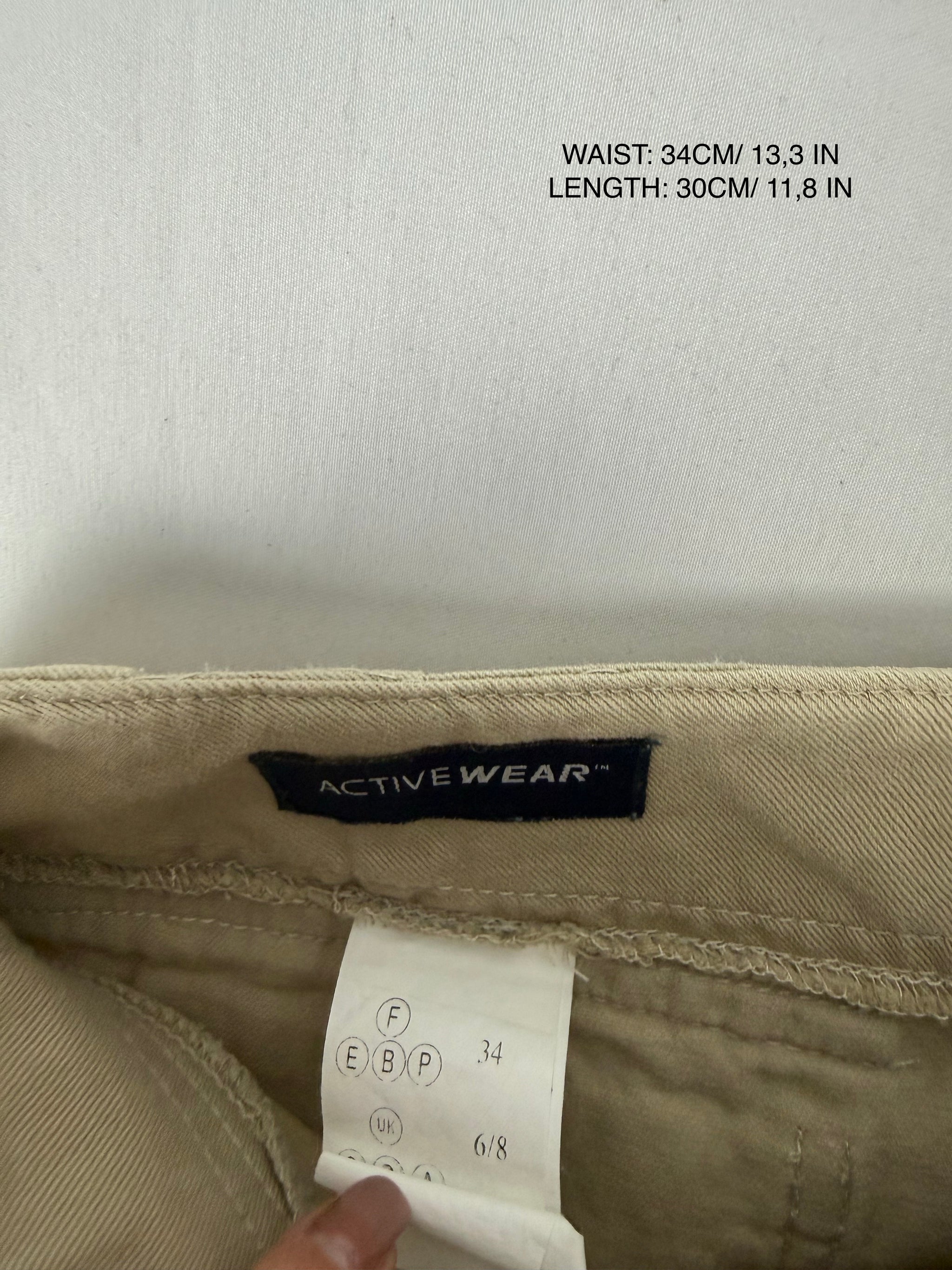 Beige cargo low rise mini skirt (XS)