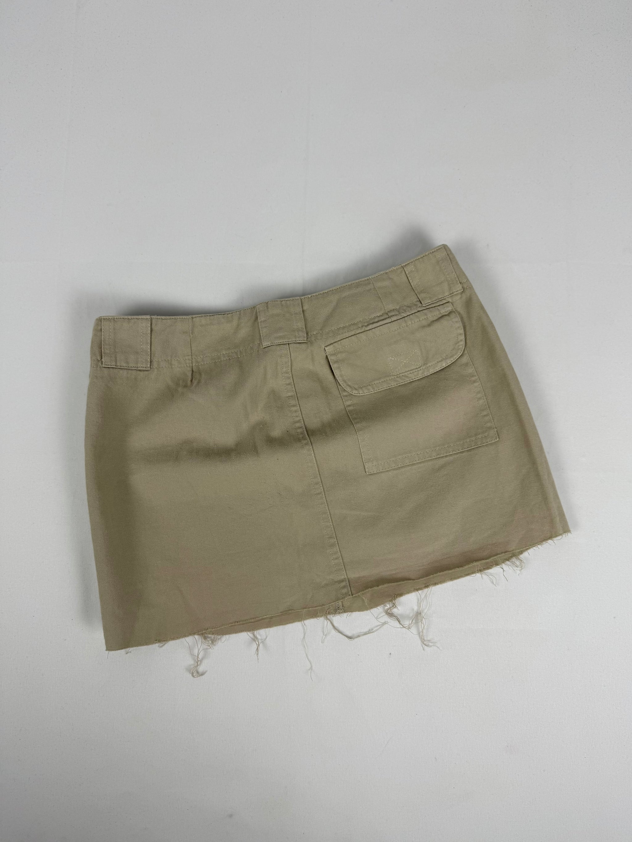Beige cargo low rise mini skirt (XS)