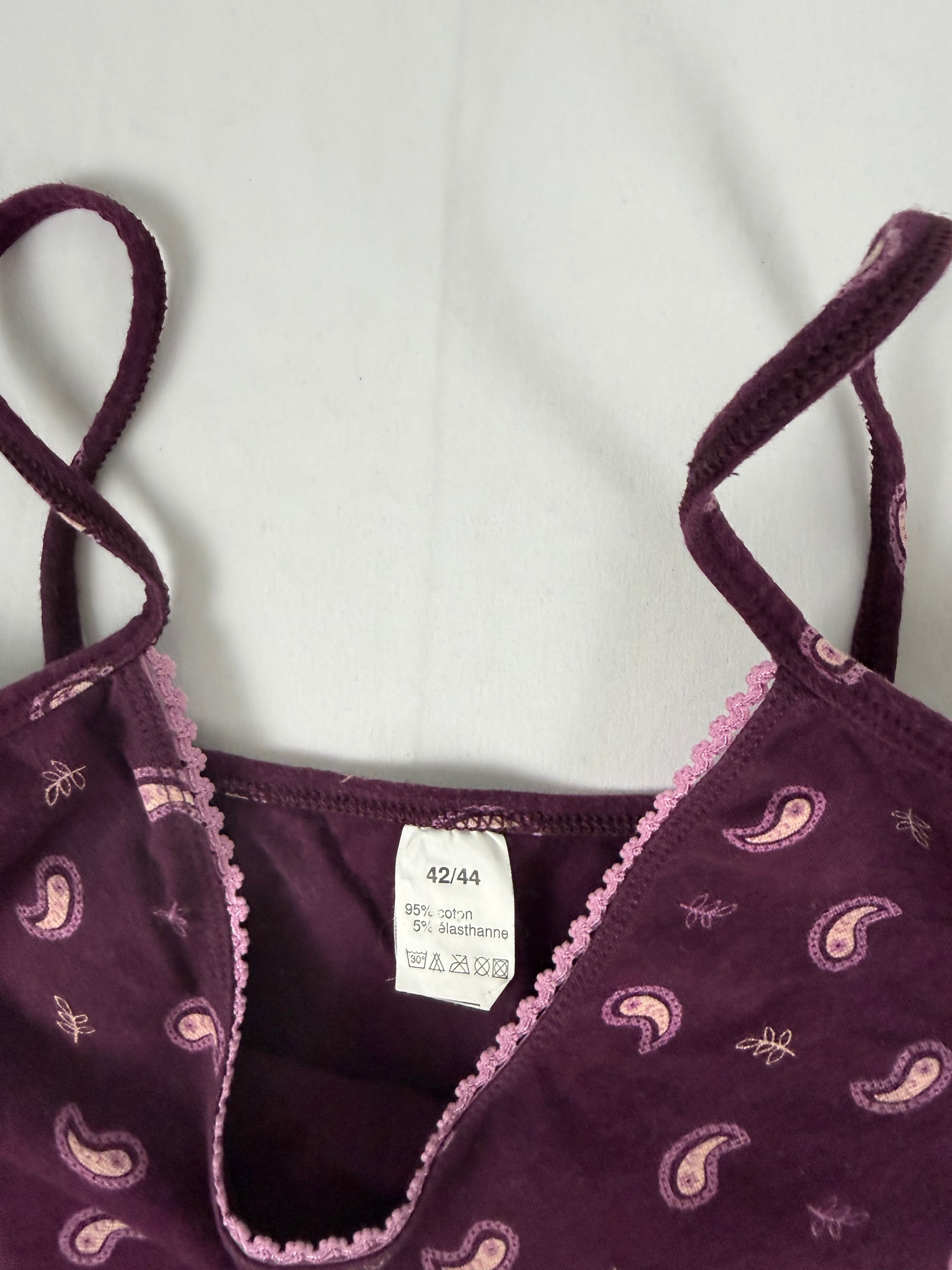 Stretchy tight fit purple cami top (L)