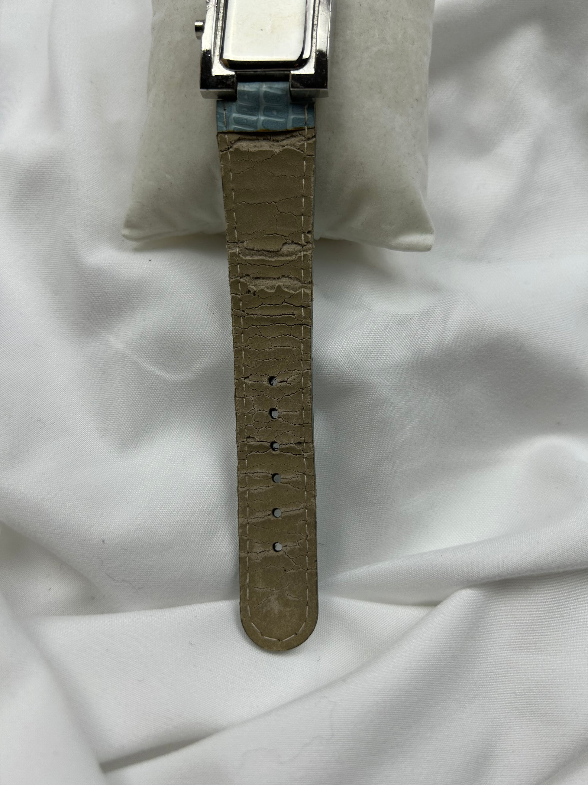 Vintage stainless steel blue leather silver watch jewelry