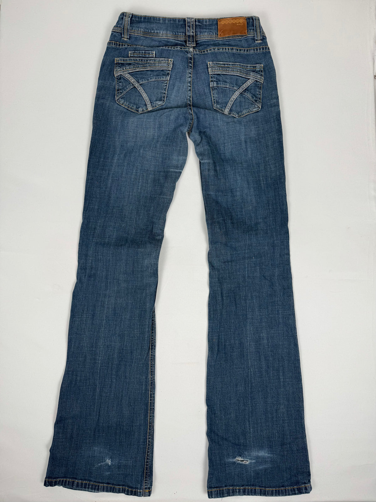 Blue denim low rise capri pants (M)