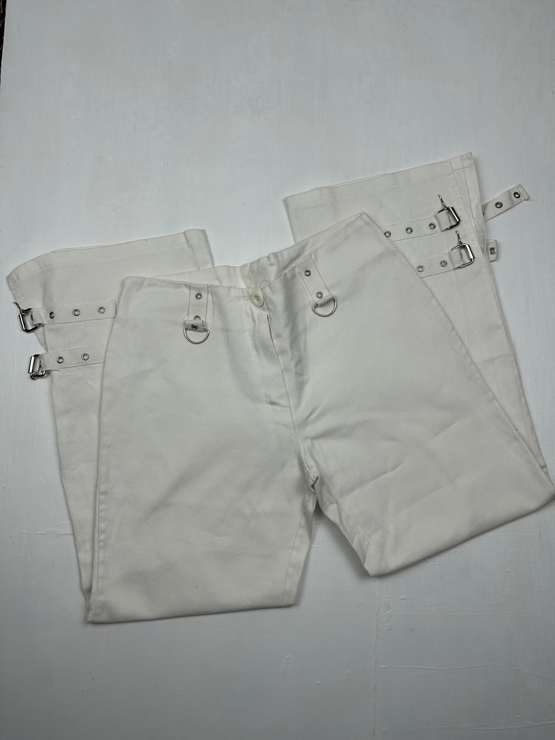 White low rise baggy capris pants (S/M)