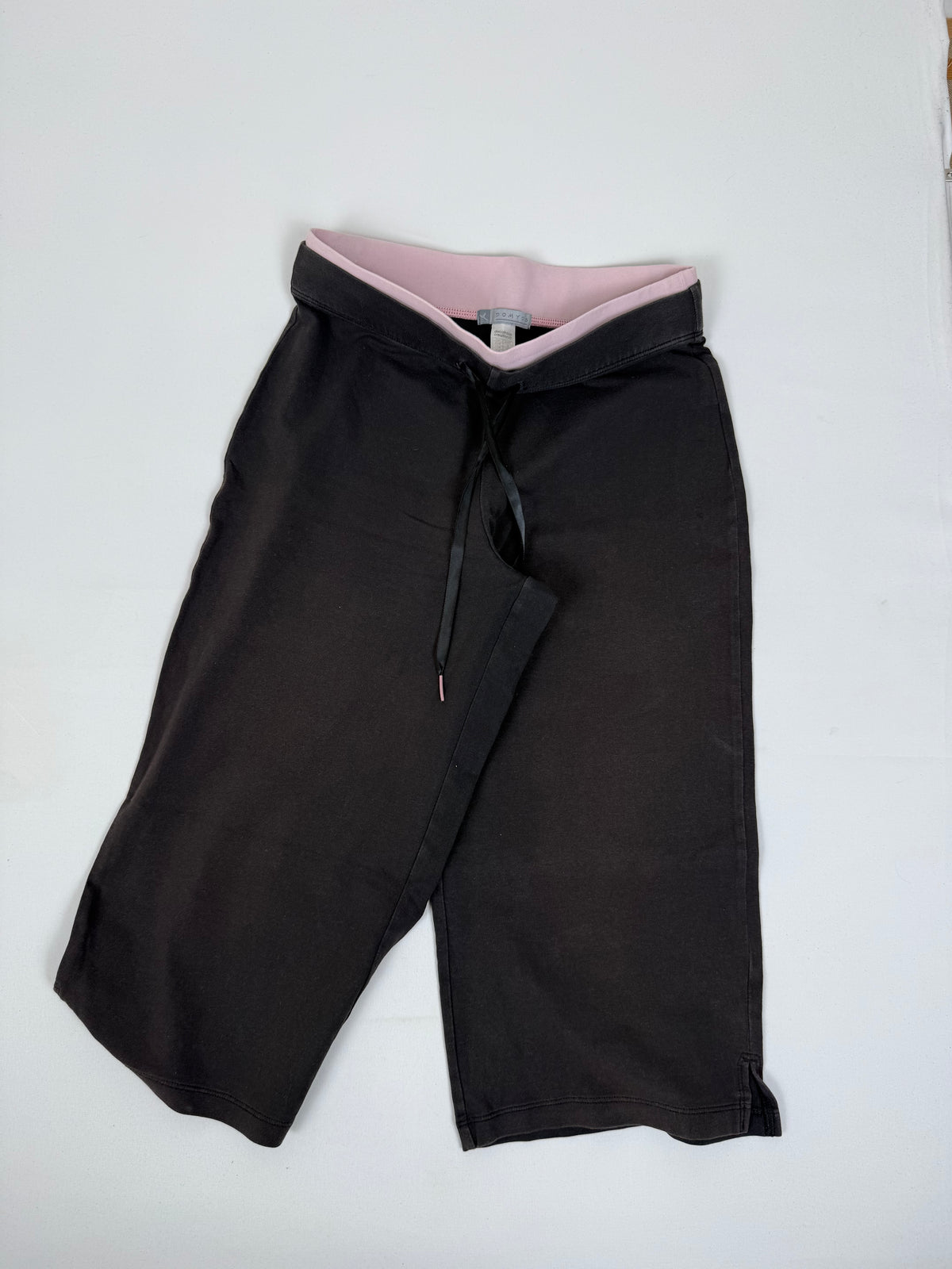 Black cotton stretchy baggy capri pants (S)