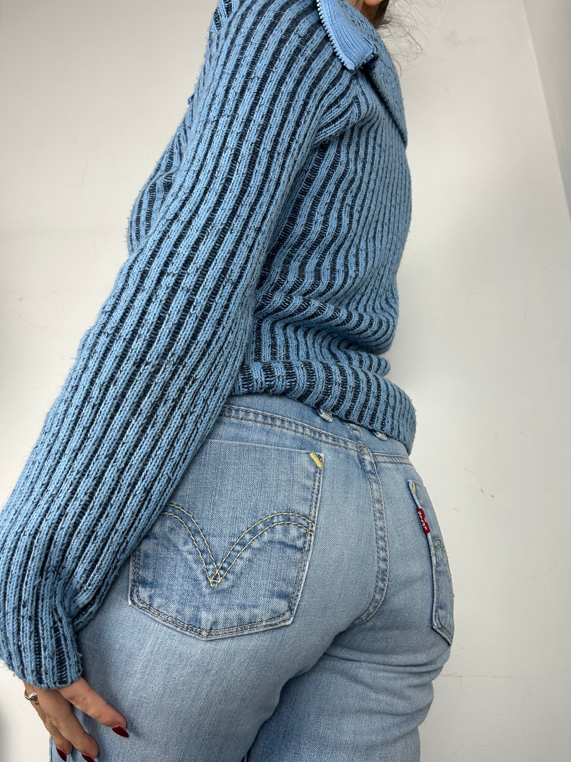 Blue zip ribbed jumper (S/M)