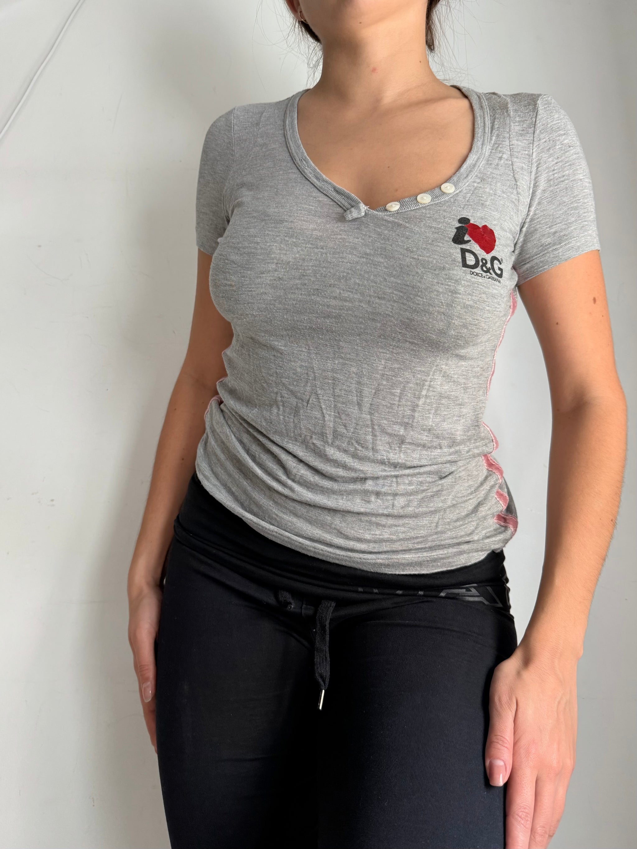 Grey stretchy logo tight fit tee (S/M)