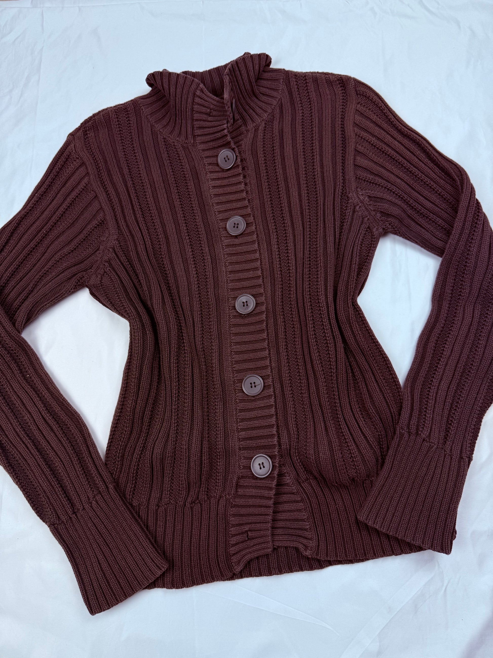 Brown ribbed buttons up jumper (M)