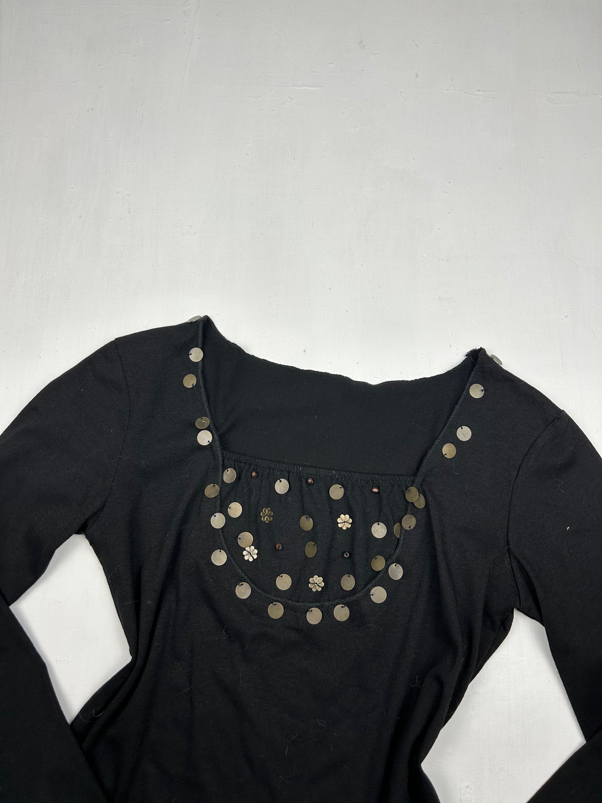 Black sequins pearls long sleeves top (S/M)
