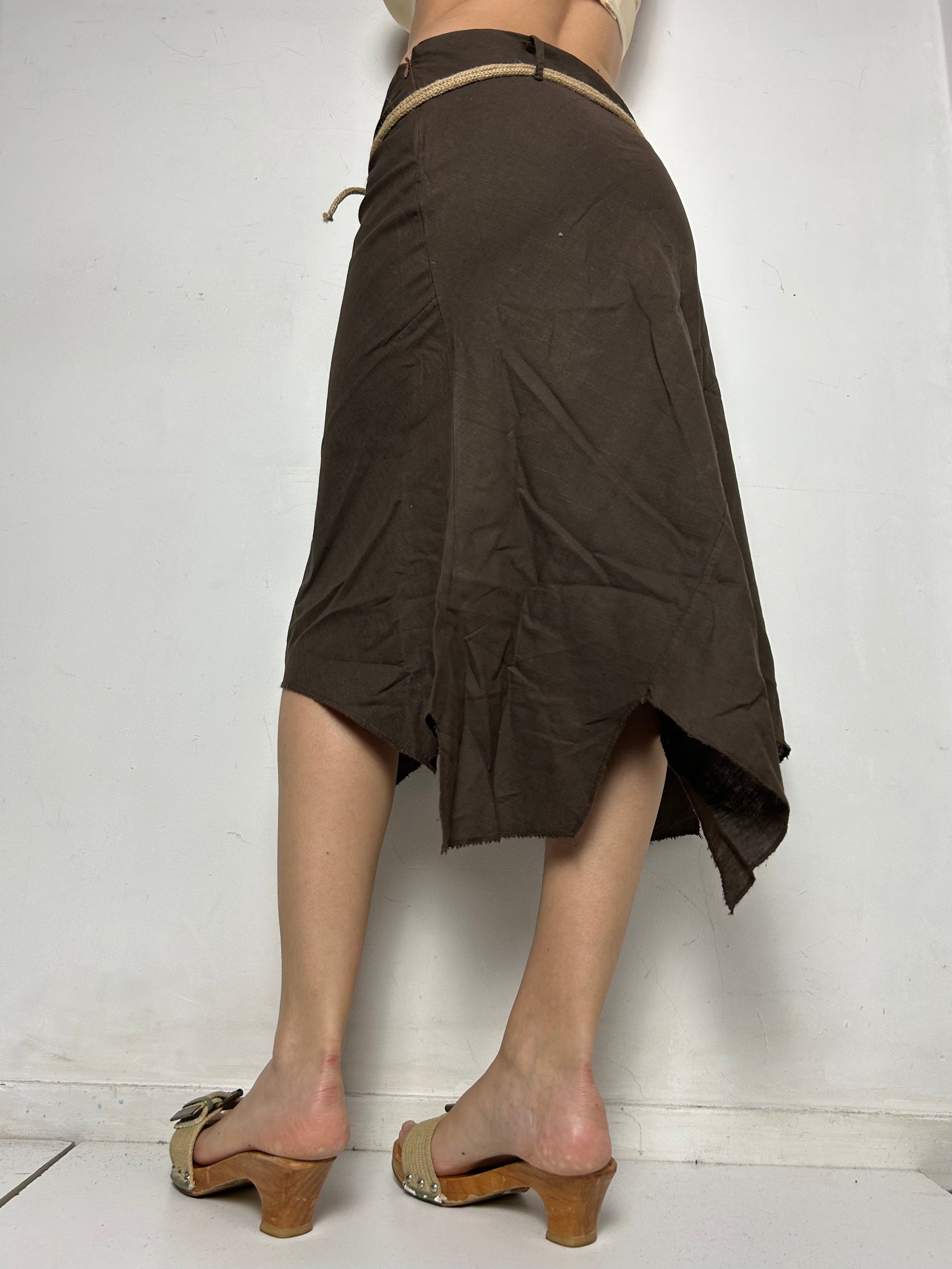 Brown low rise asymmetric mid skirt (S/M)