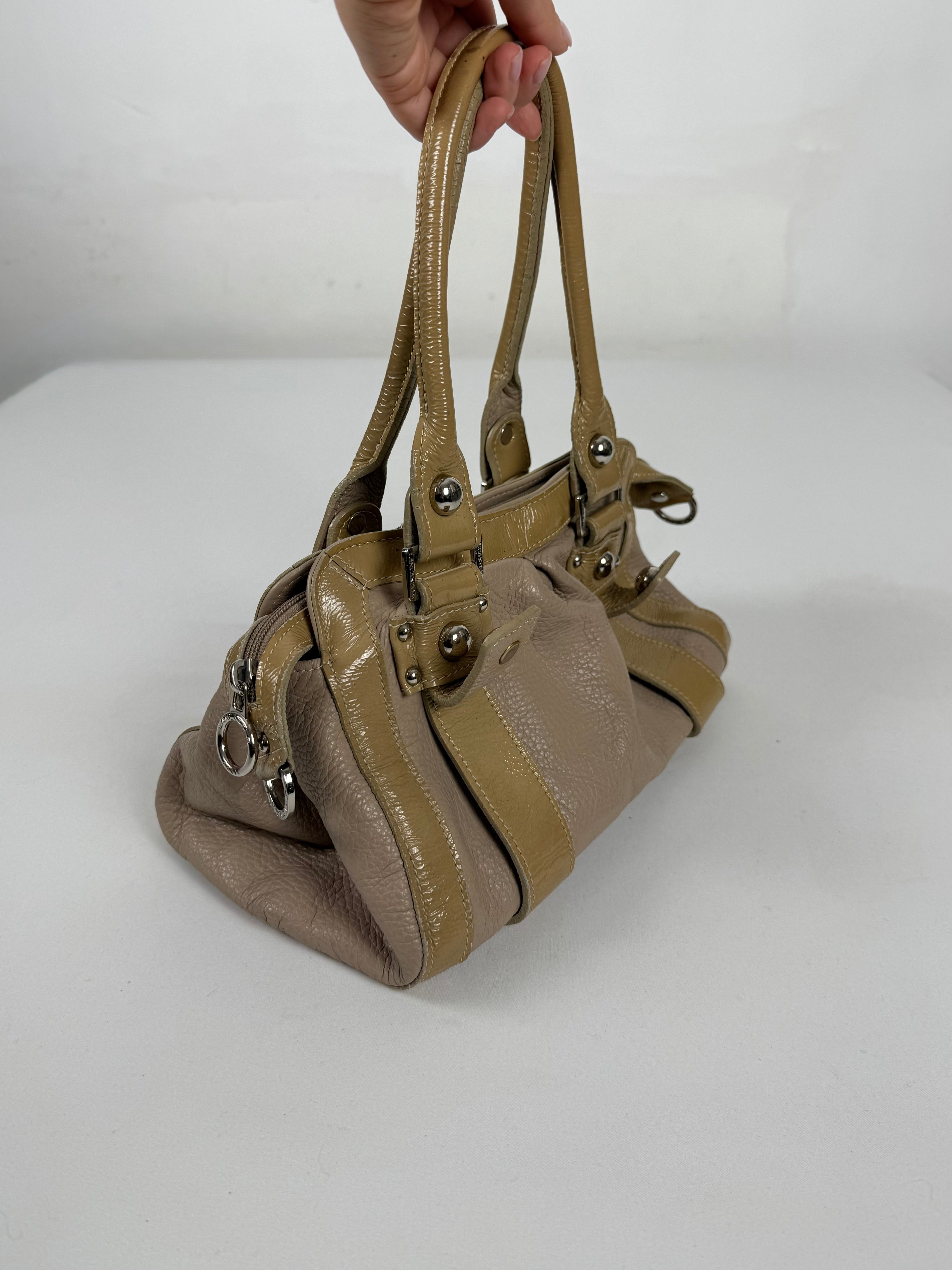 Beige real leather shoulder bag (14x29cm)