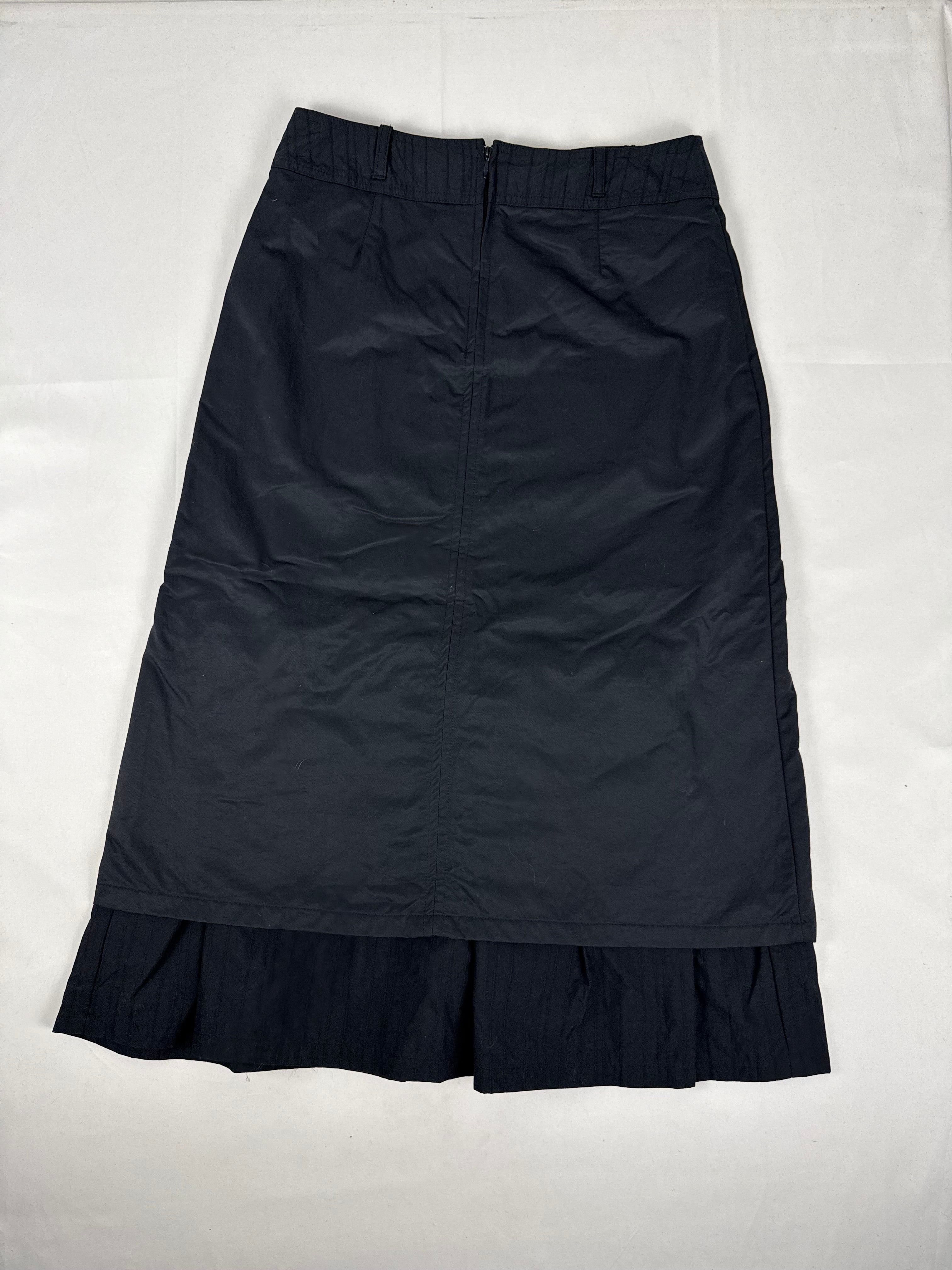 Black low rise maxi skirt (S/M)