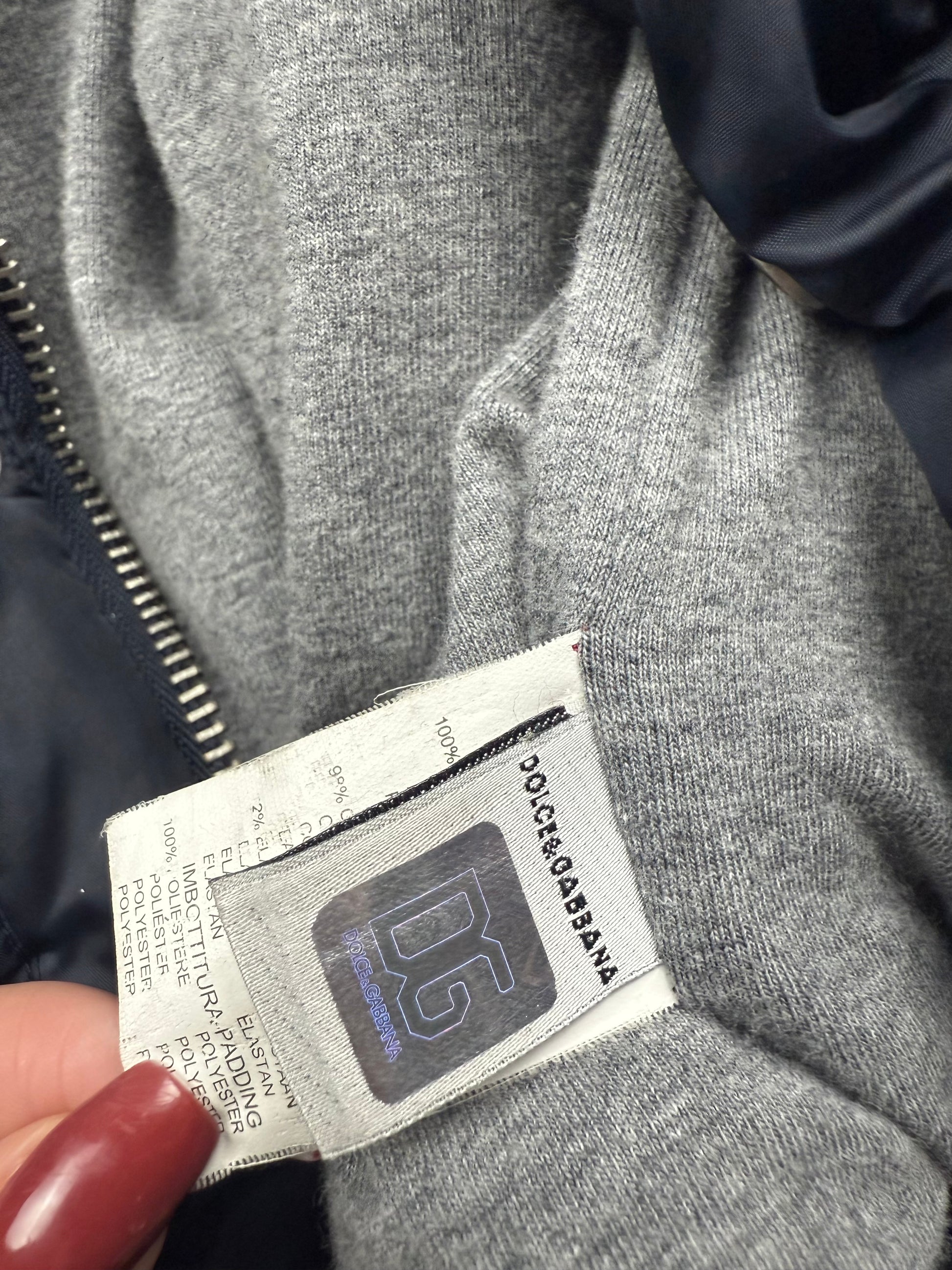 Black spell out logo puffer jacket (XS)