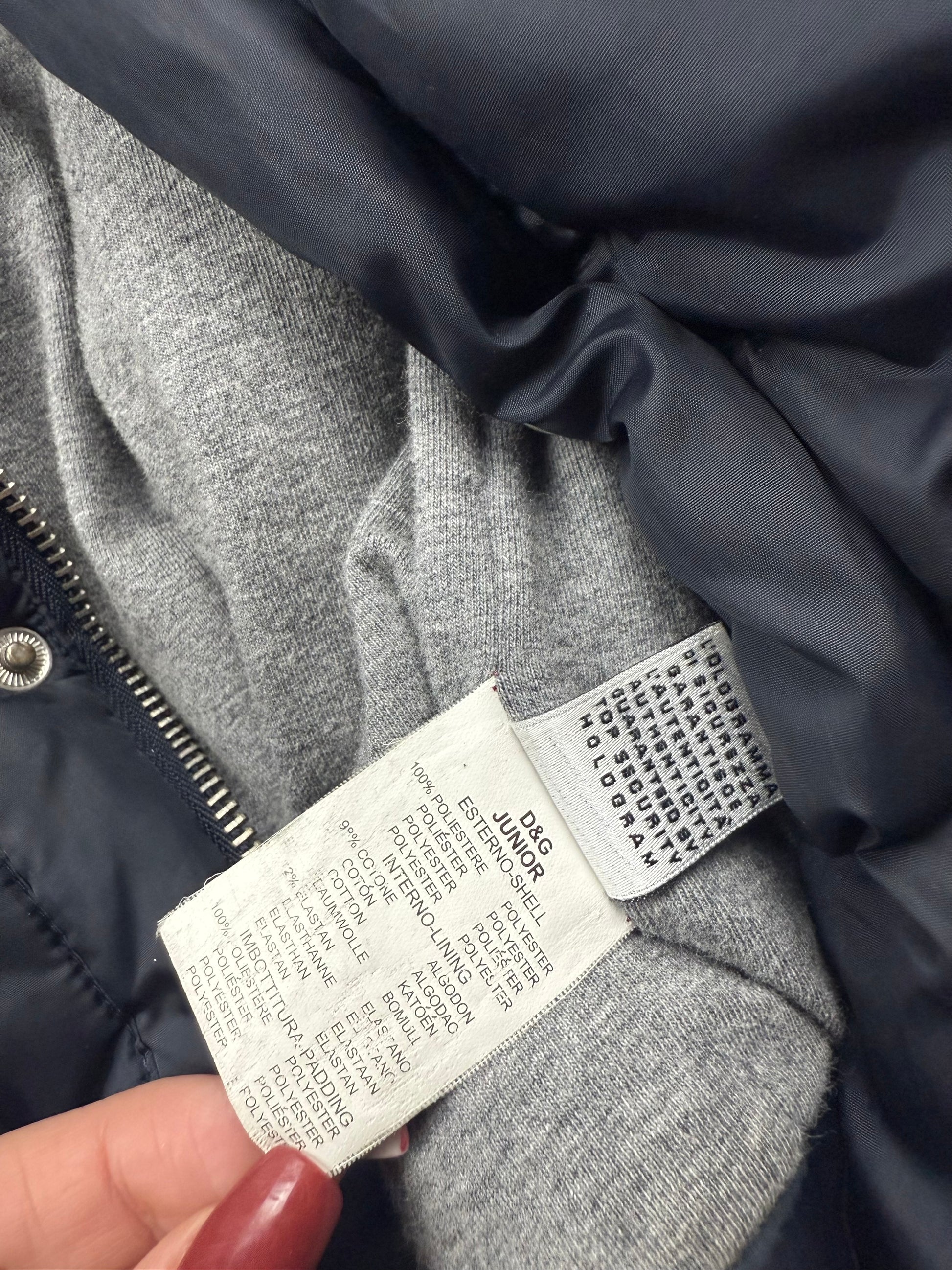 Black spell out logo puffer jacket (XS)