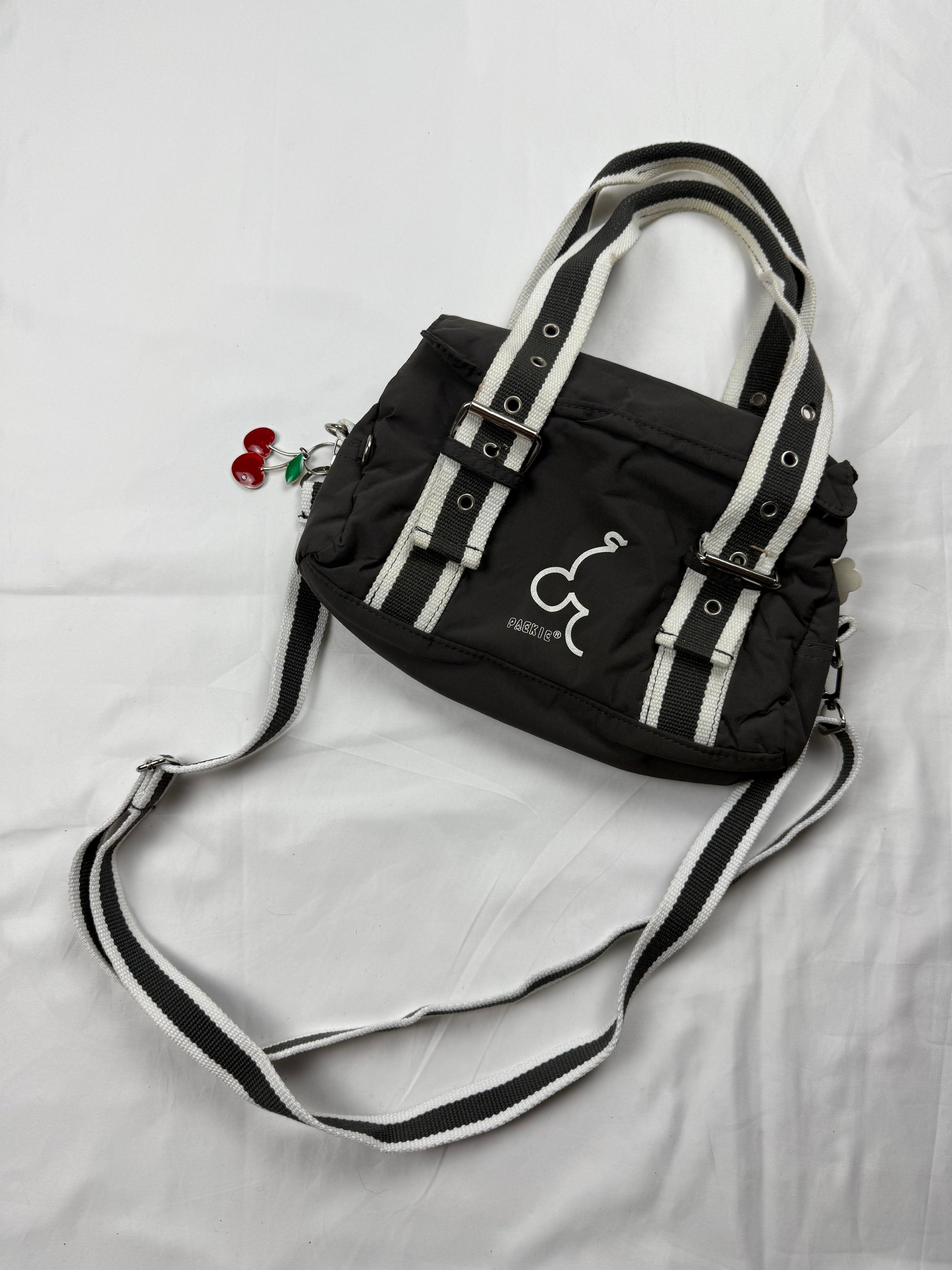 Grey buckle belt cherry charms medium shoulder bag (25x19cm)