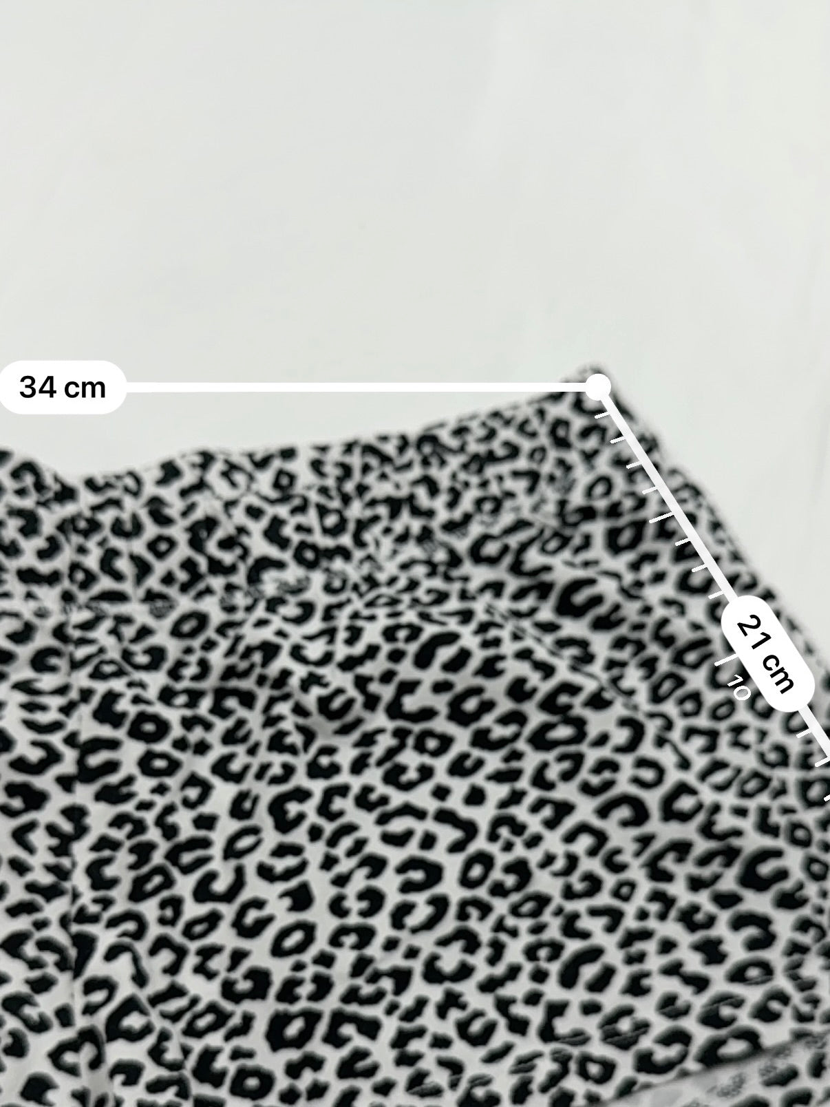 White panther low rise cotton mini short (S)