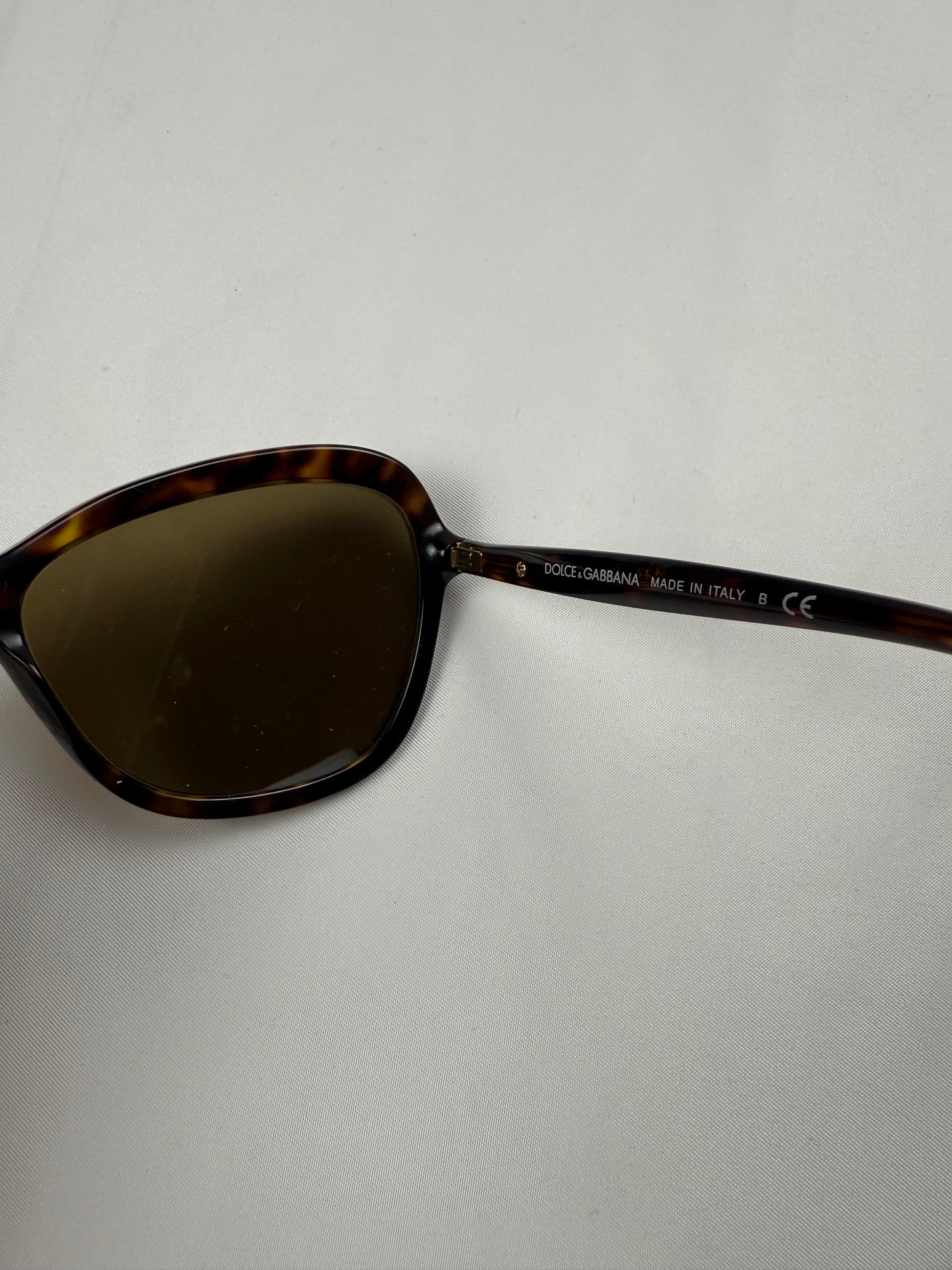 Brown logo 2000s sunglasses (with prescription)