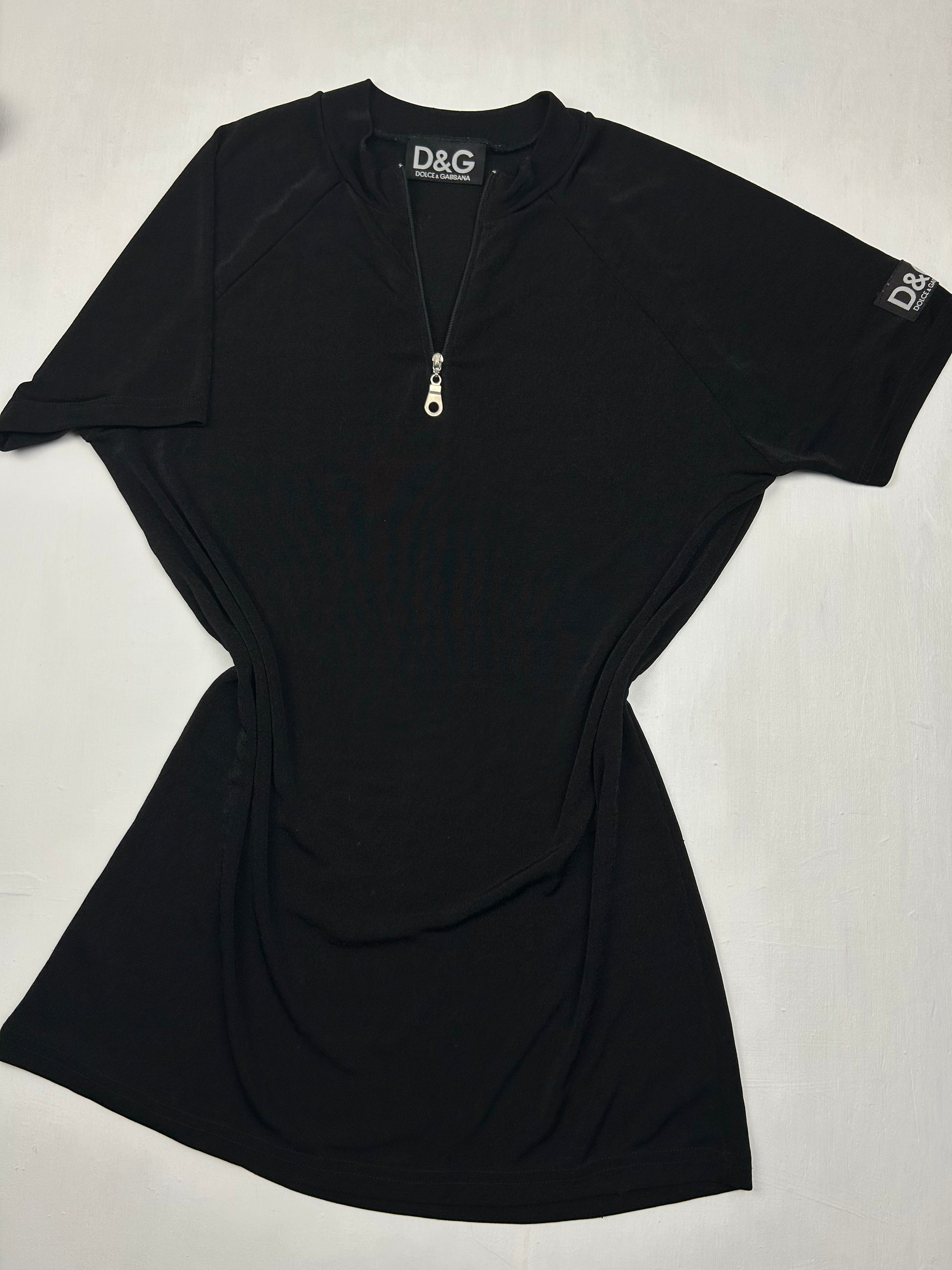 D&G black half zip mesh tee (L)