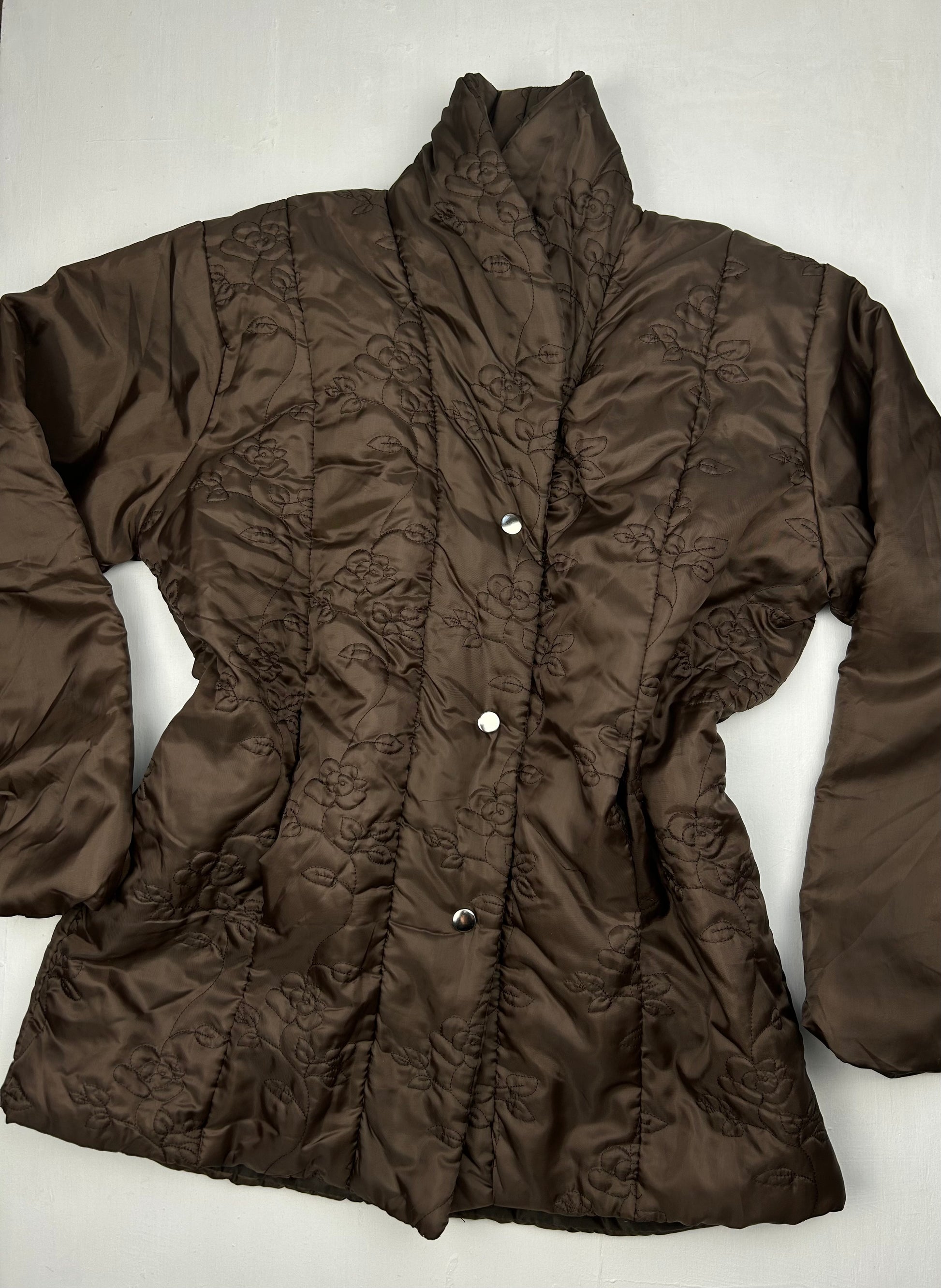 Brown puffer jacket (XL)