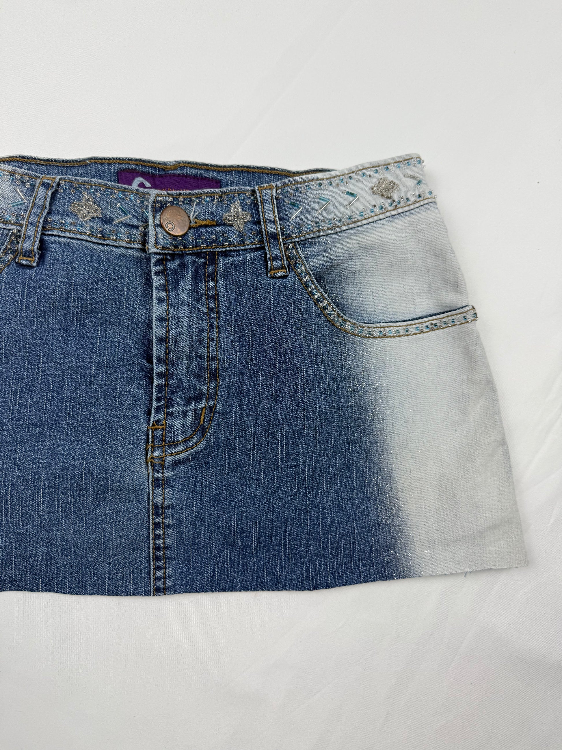 Pearls denim low rise mini skirt (XS)