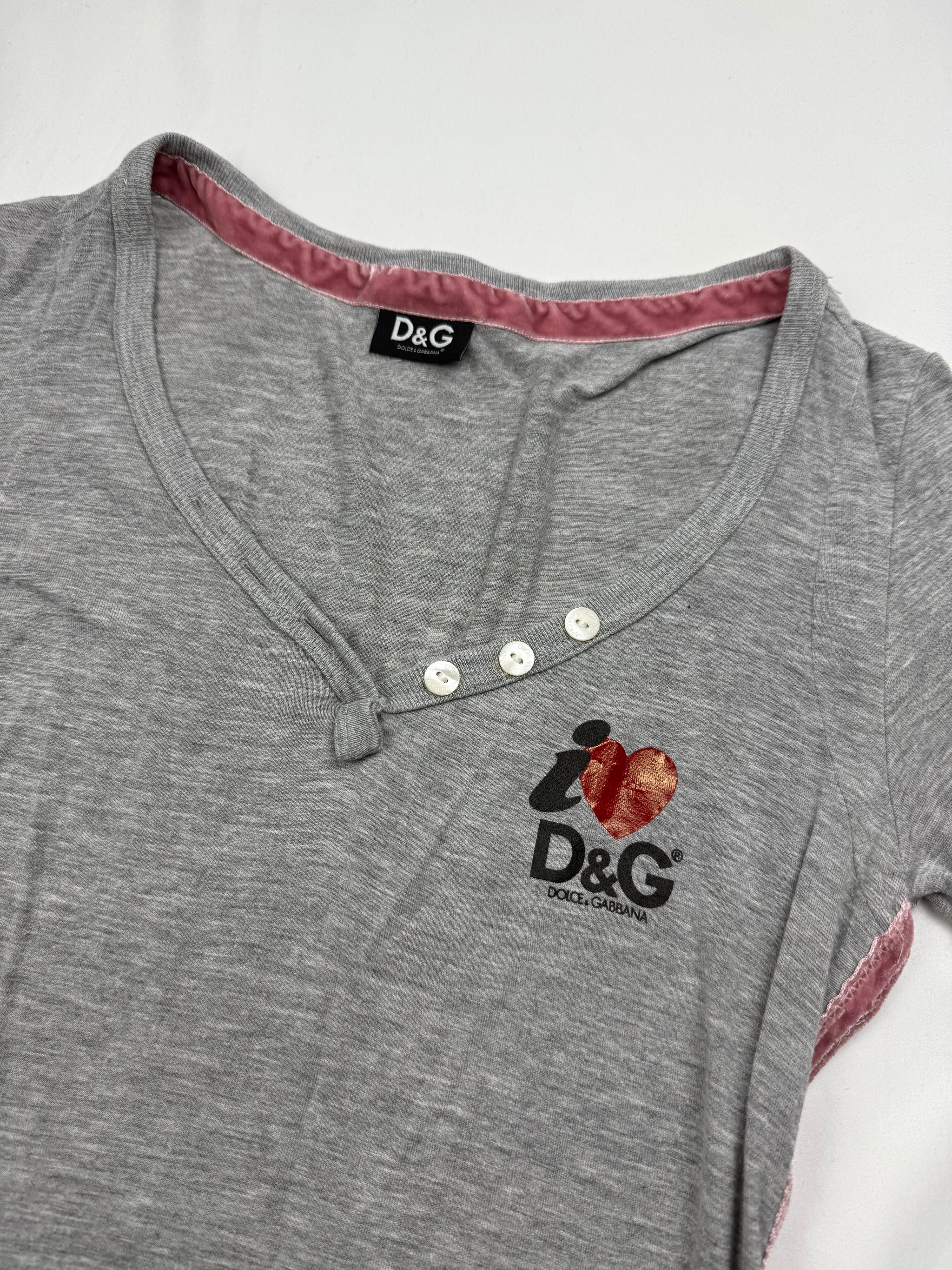 Grey stretchy logo tight fit tee (S/M)