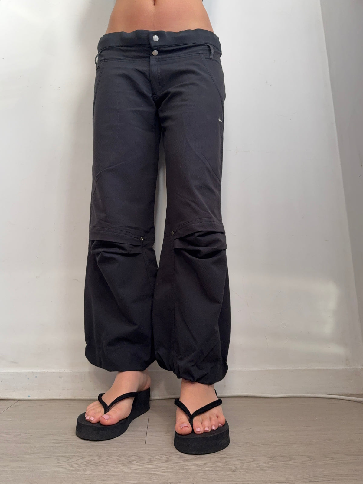 Black low rise baggy pants (XL)
