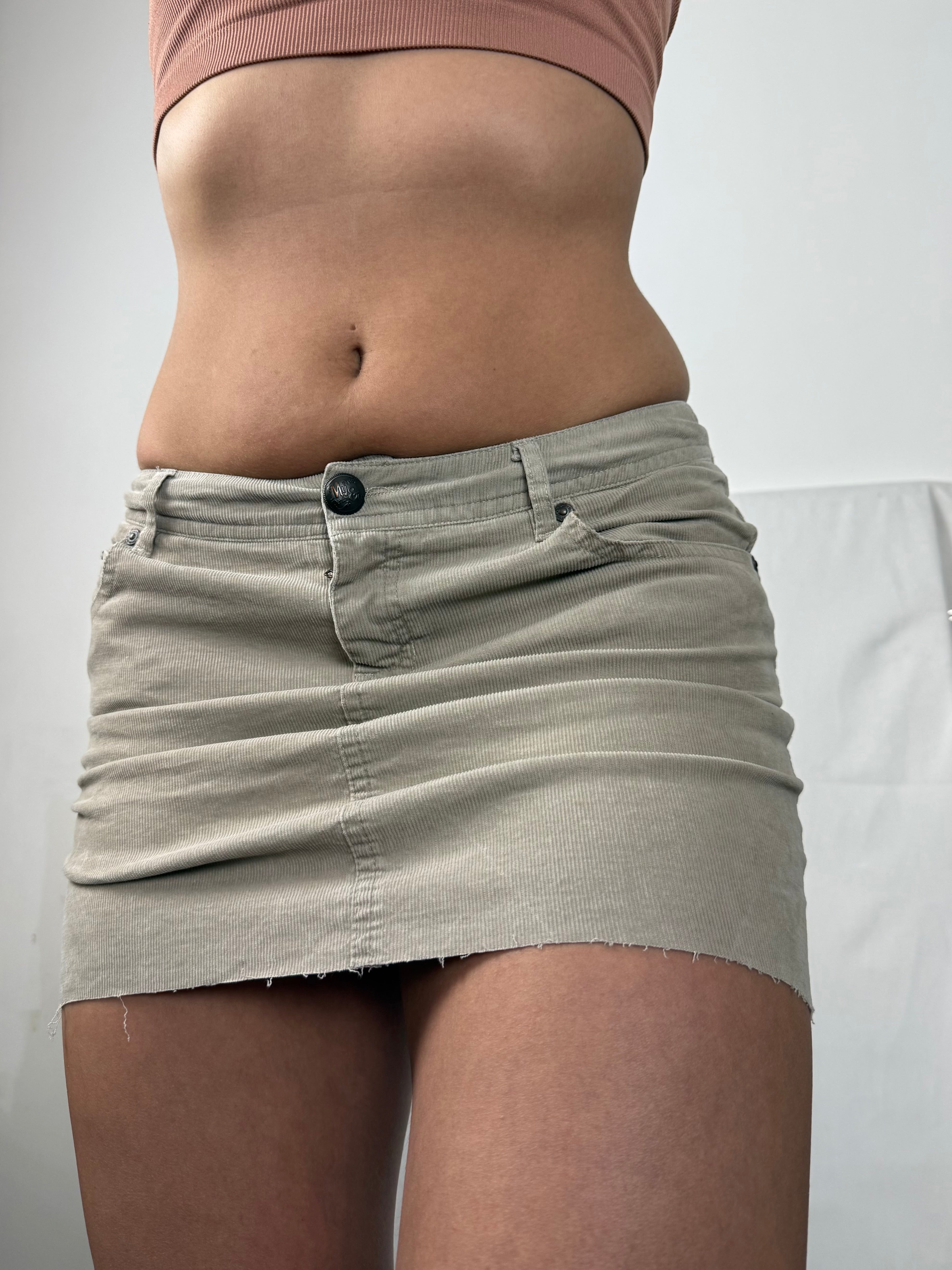 Beige ribbed velvet denim low rise mini skirt (S)