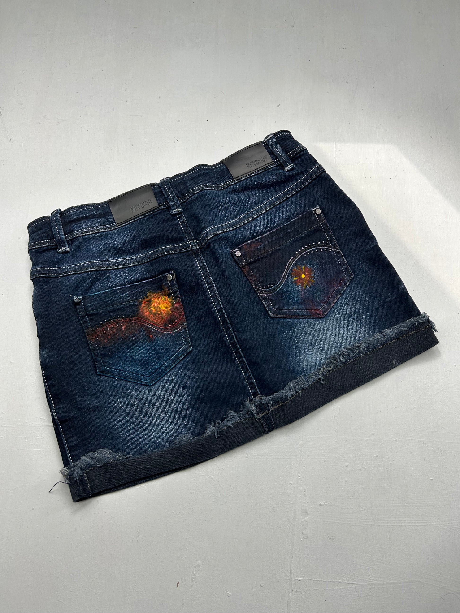 Navy denim mini skirt (XS)