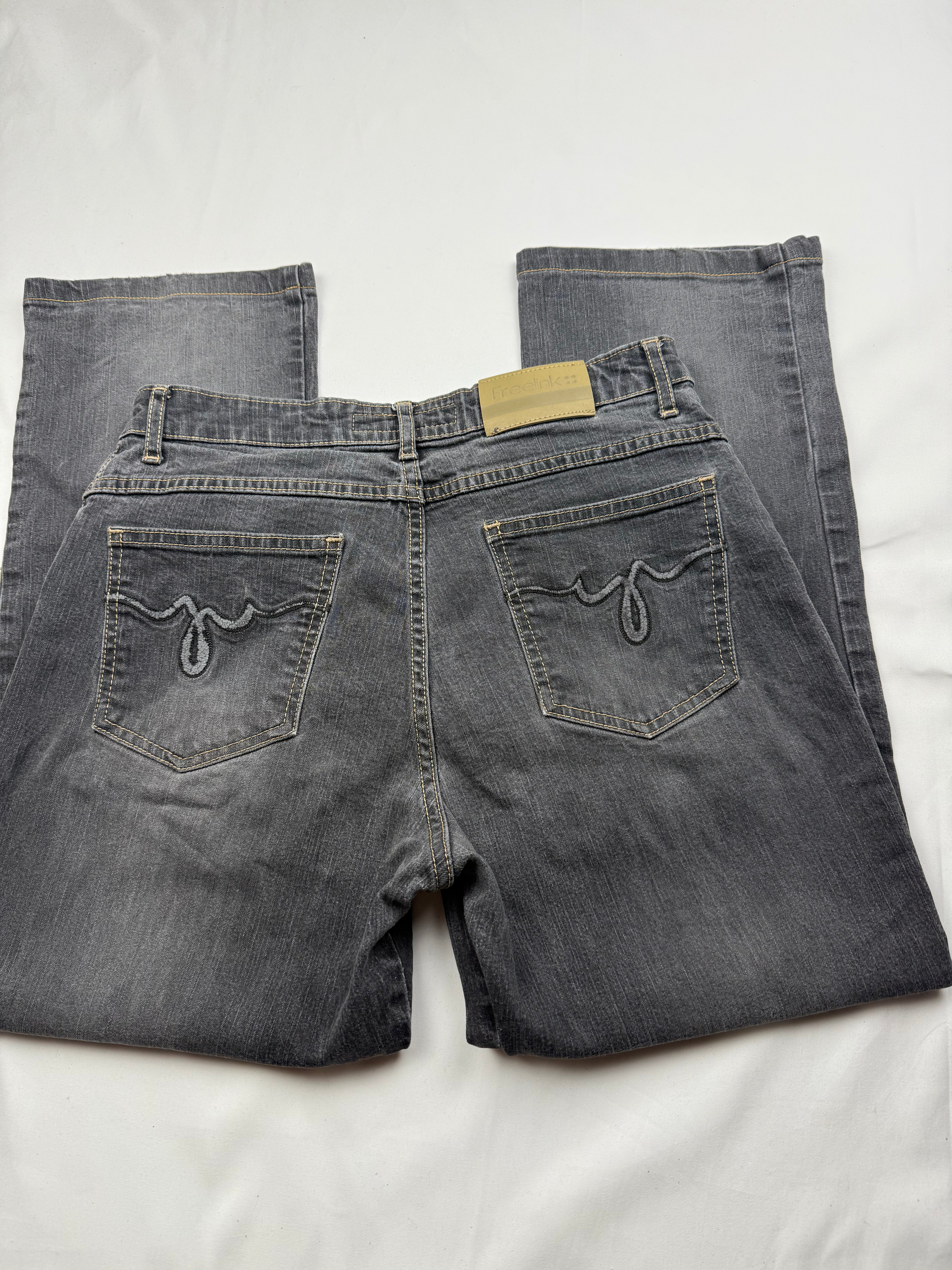 Grey denim baggy capri pants (M/L)