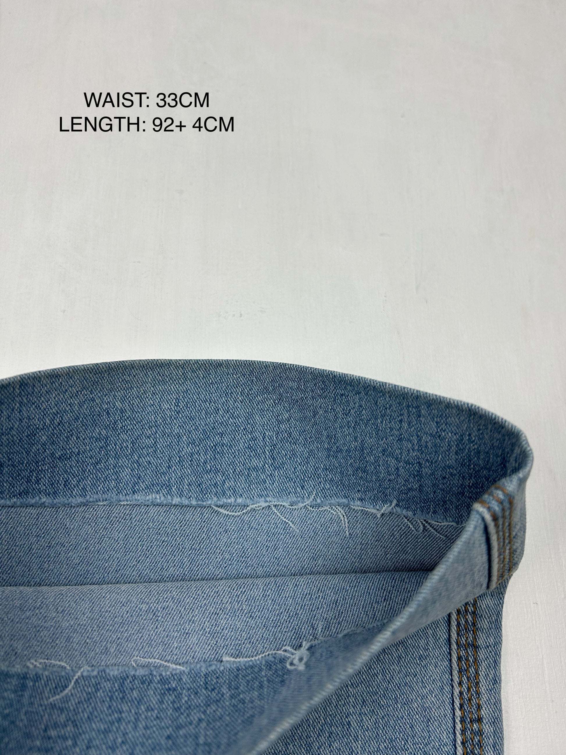 Blue denim low rise bootcut pants (S)